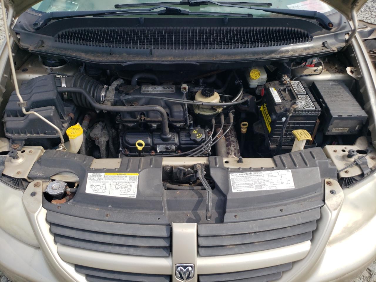 Photo 11 VIN: 2D8GP44L55R240536 - DODGE CARAVAN 