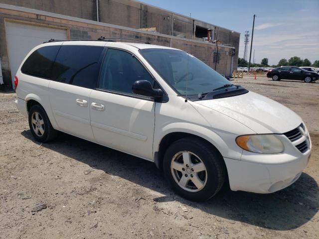 Photo 3 VIN: 2D8GP44L95R259560 - DODGE CARAVAN 