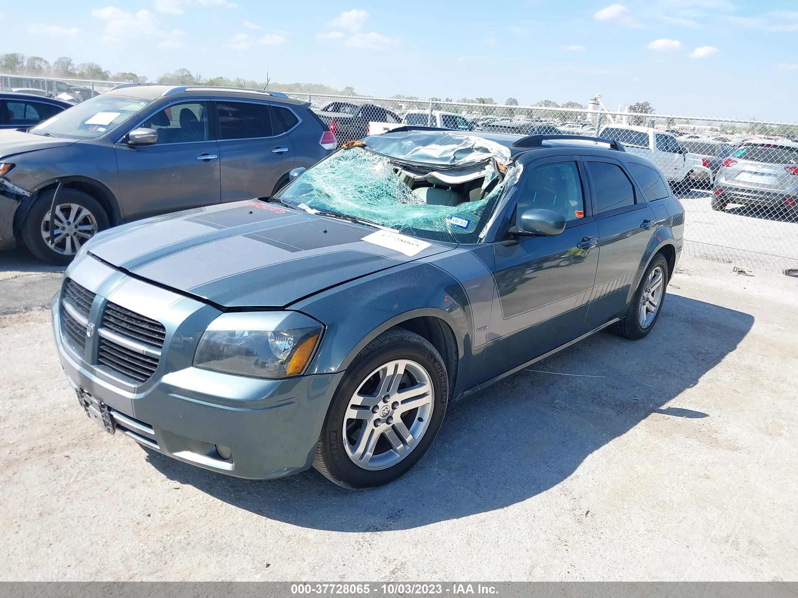 Photo 1 VIN: 2D8GV58215H176806 - DODGE MAGNUM 