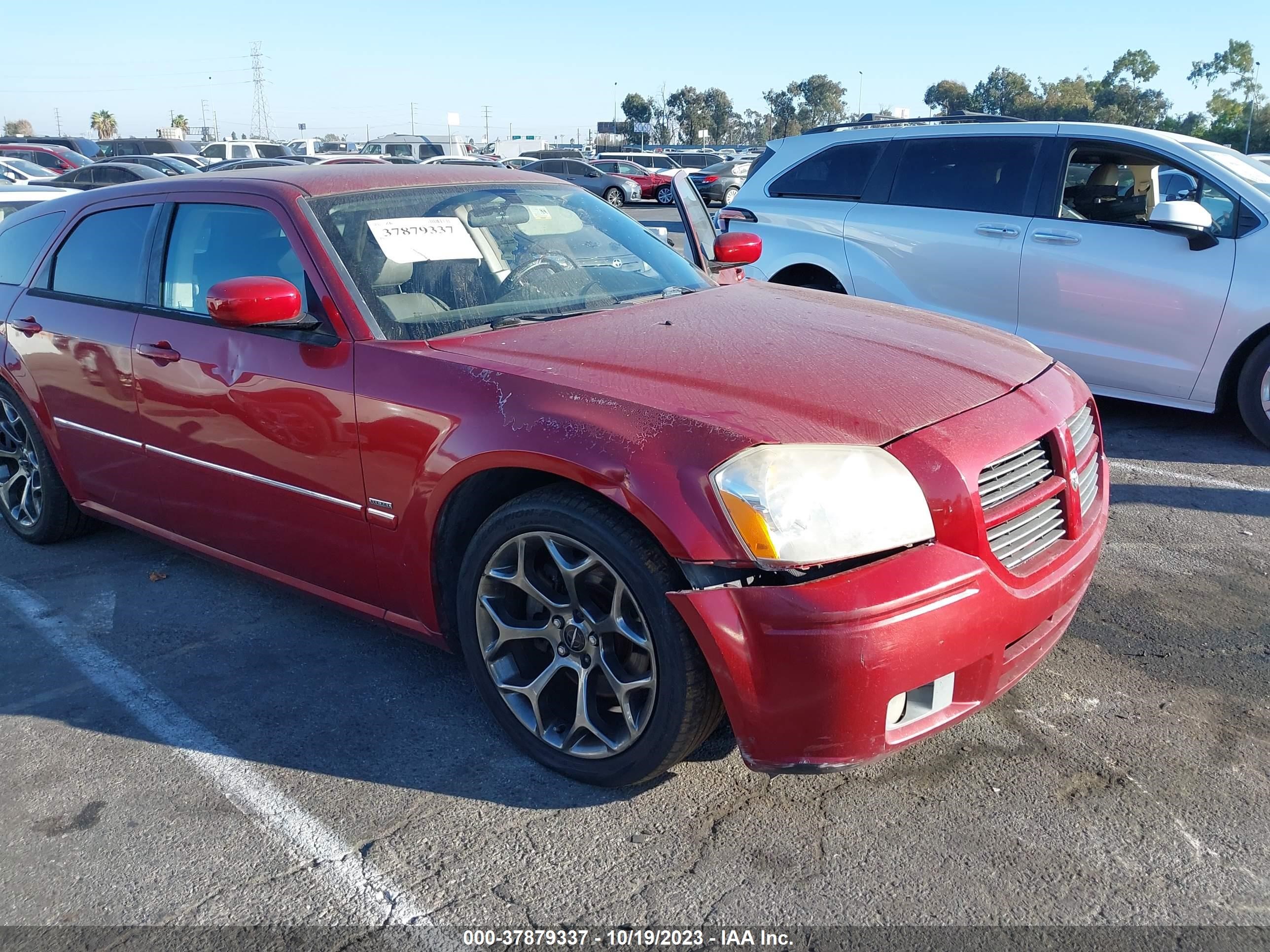 Photo 5 VIN: 2D8GV58215H652634 - DODGE MAGNUM 