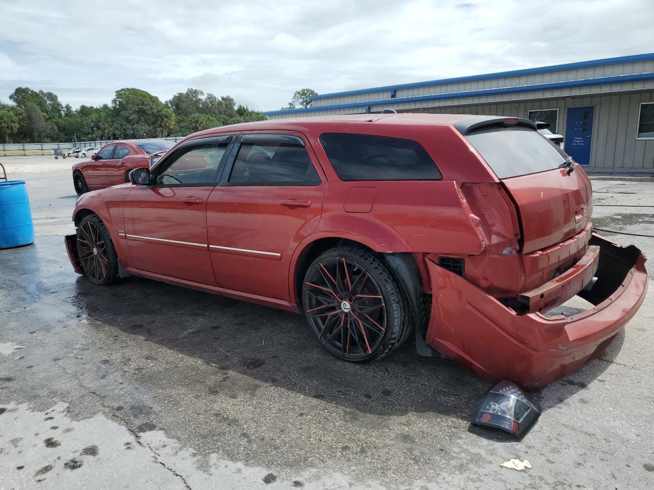 Photo 1 VIN: 2D8GV58225H643988 - DODGE MAGNUM 