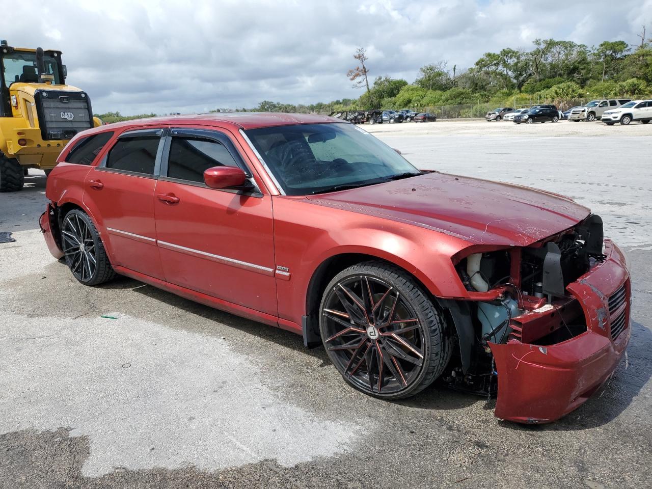 Photo 3 VIN: 2D8GV58225H643988 - DODGE MAGNUM 