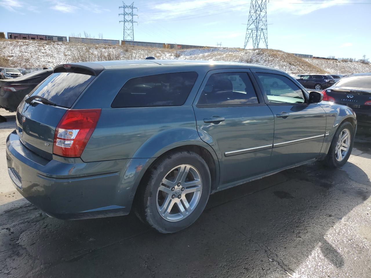 Photo 2 VIN: 2D8GV58275H178124 - DODGE MAGNUM 