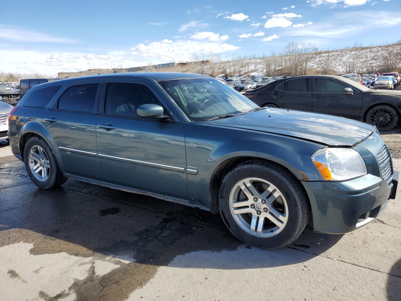 Photo 3 VIN: 2D8GV58275H178124 - DODGE MAGNUM 