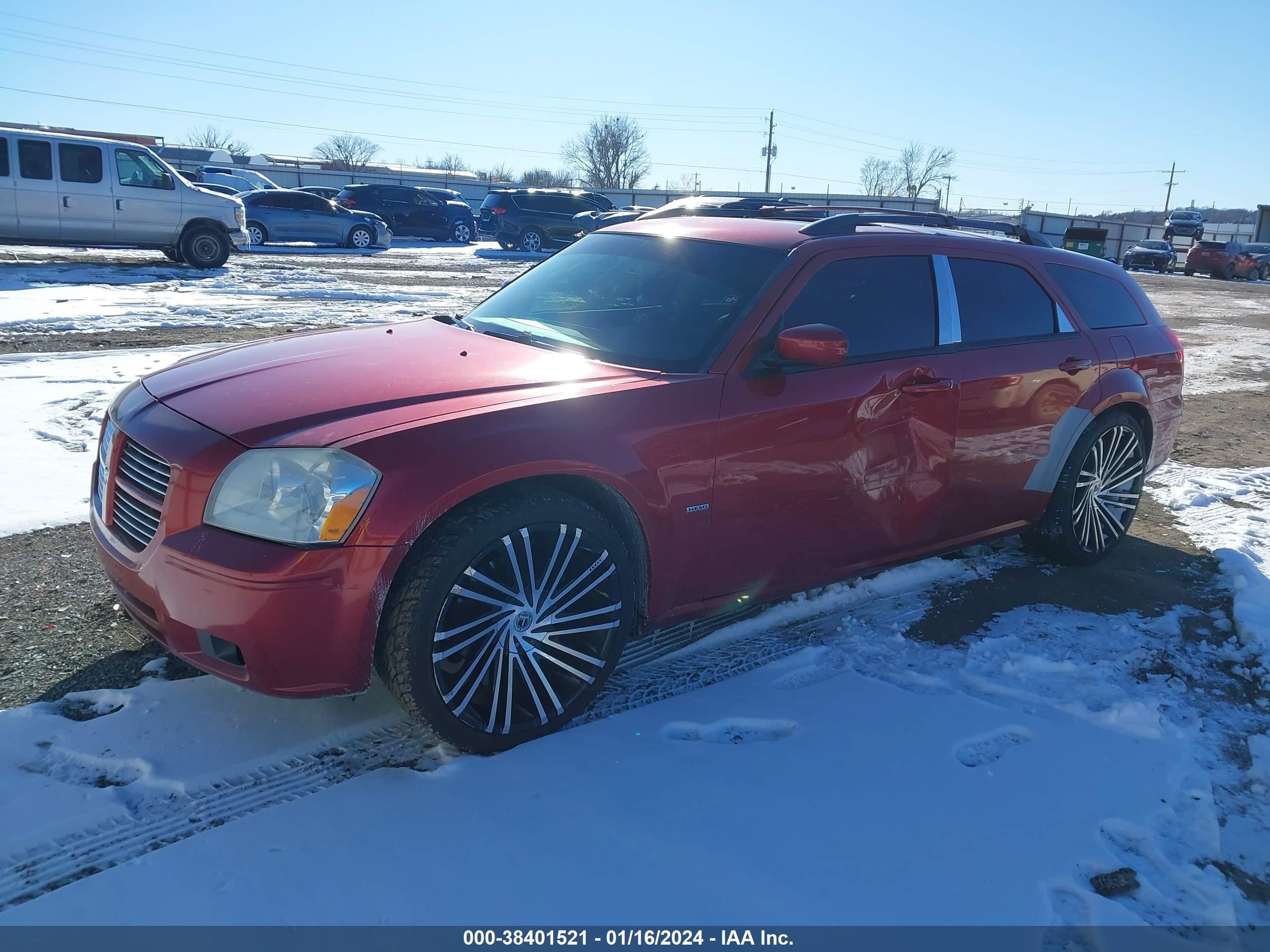 Photo 1 VIN: 2D8GV58275H599017 - DODGE MAGNUM 