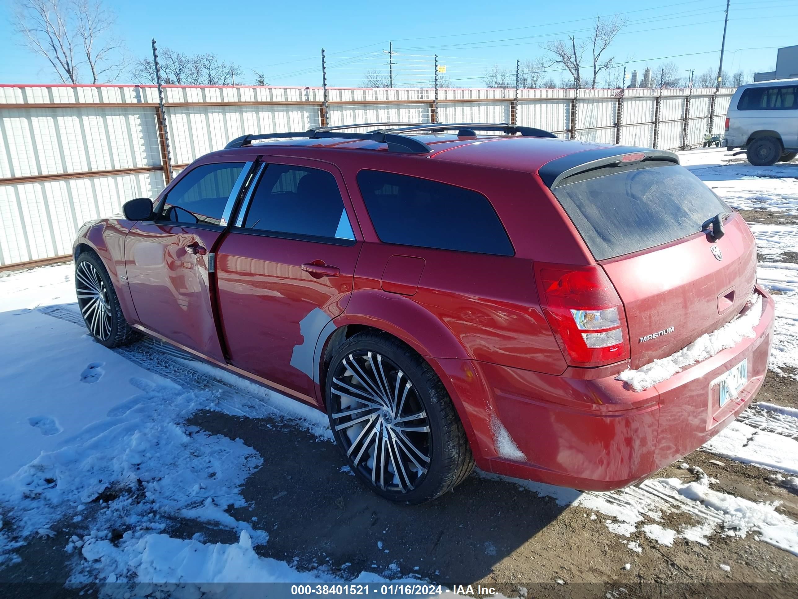 Photo 2 VIN: 2D8GV58275H599017 - DODGE MAGNUM 