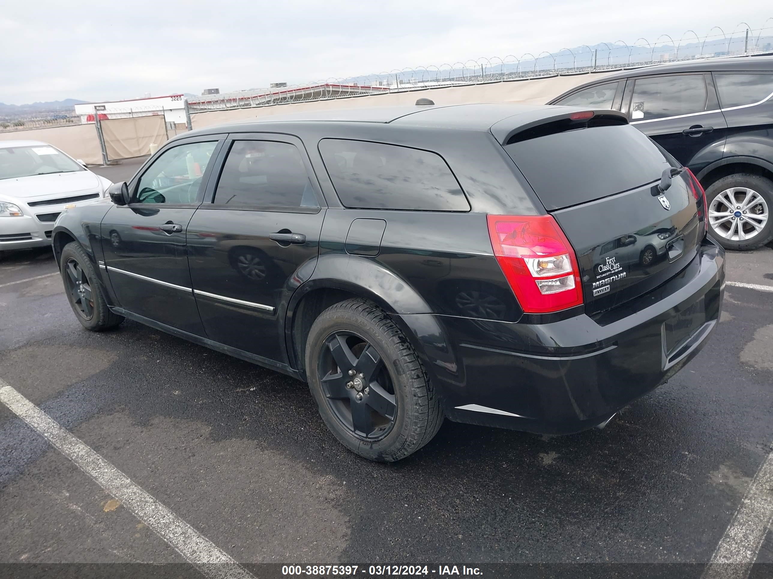 Photo 2 VIN: 2D8GZ58265H611260 - DODGE MAGNUM 