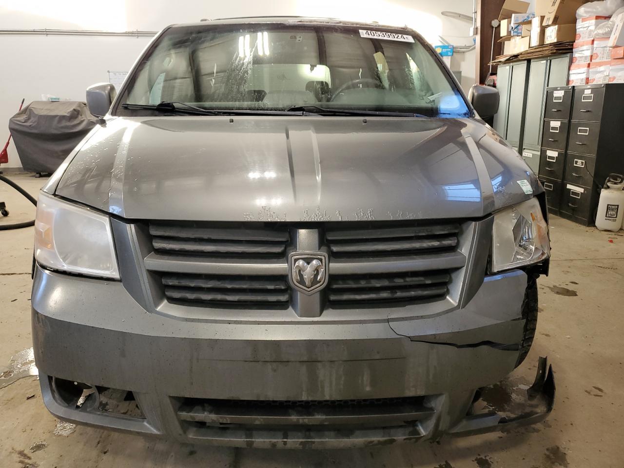 Photo 4 VIN: 2D8HN44E09R614424 - DODGE CARAVAN 