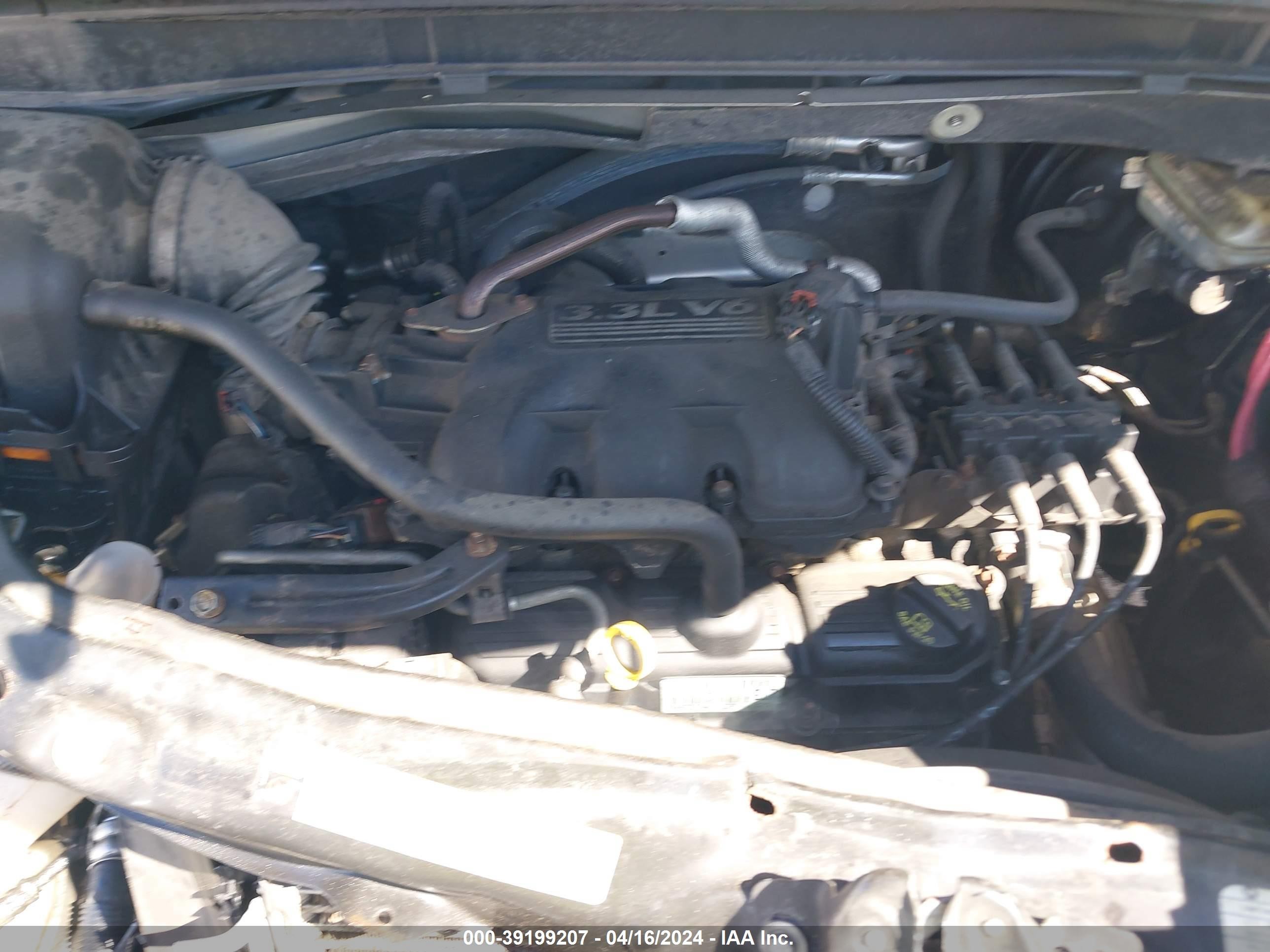 Photo 9 VIN: 2D8HN44E19R601794 - DODGE CARAVAN 