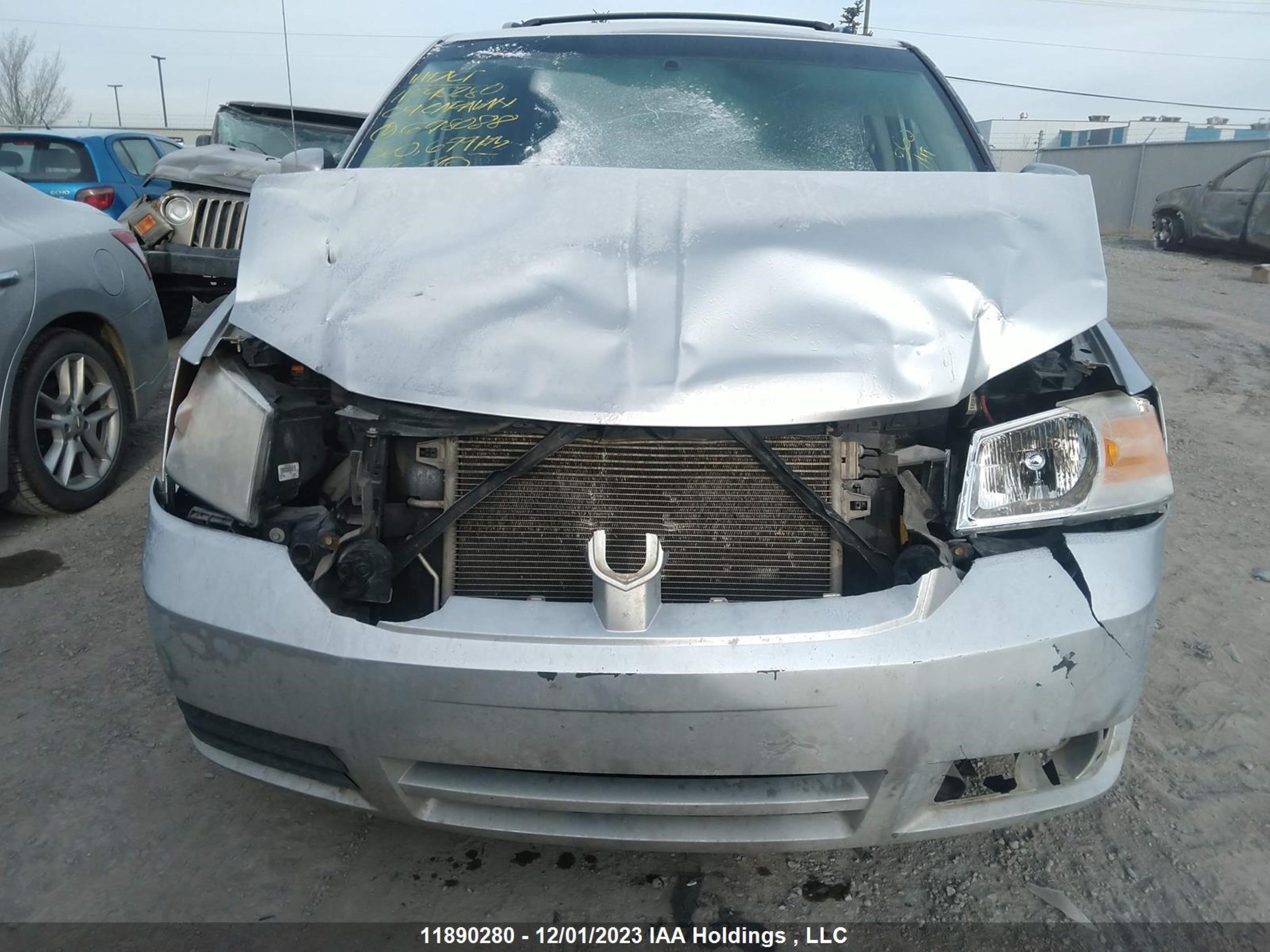 Photo 5 VIN: 2D8HN44E19R698088 - DODGE CARAVAN 