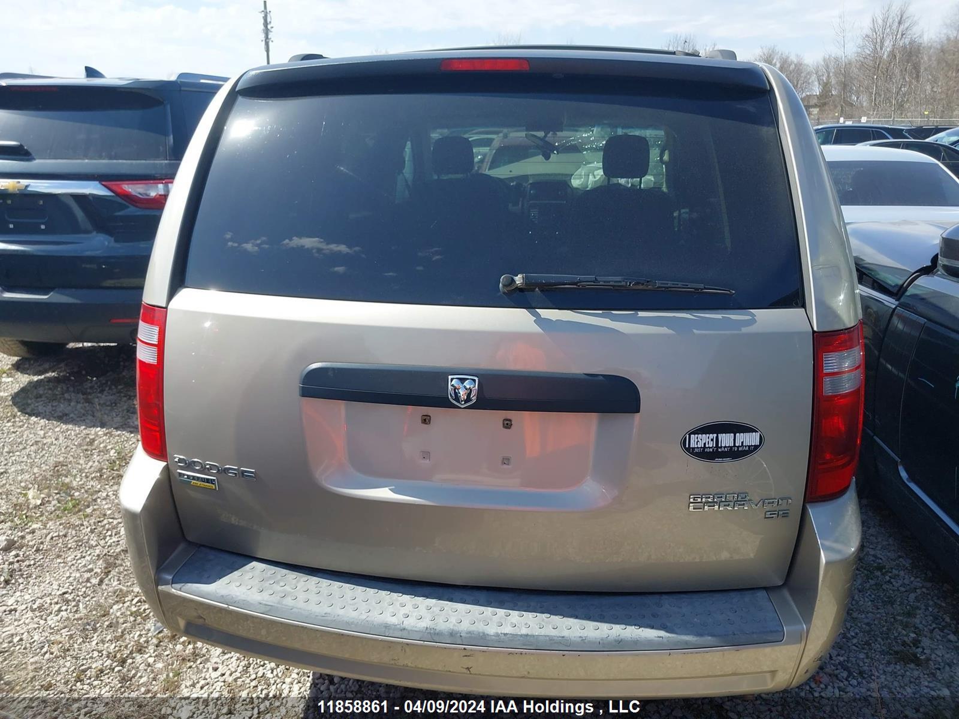 Photo 14 VIN: 2D8HN44E39R504516 - DODGE CARAVAN 