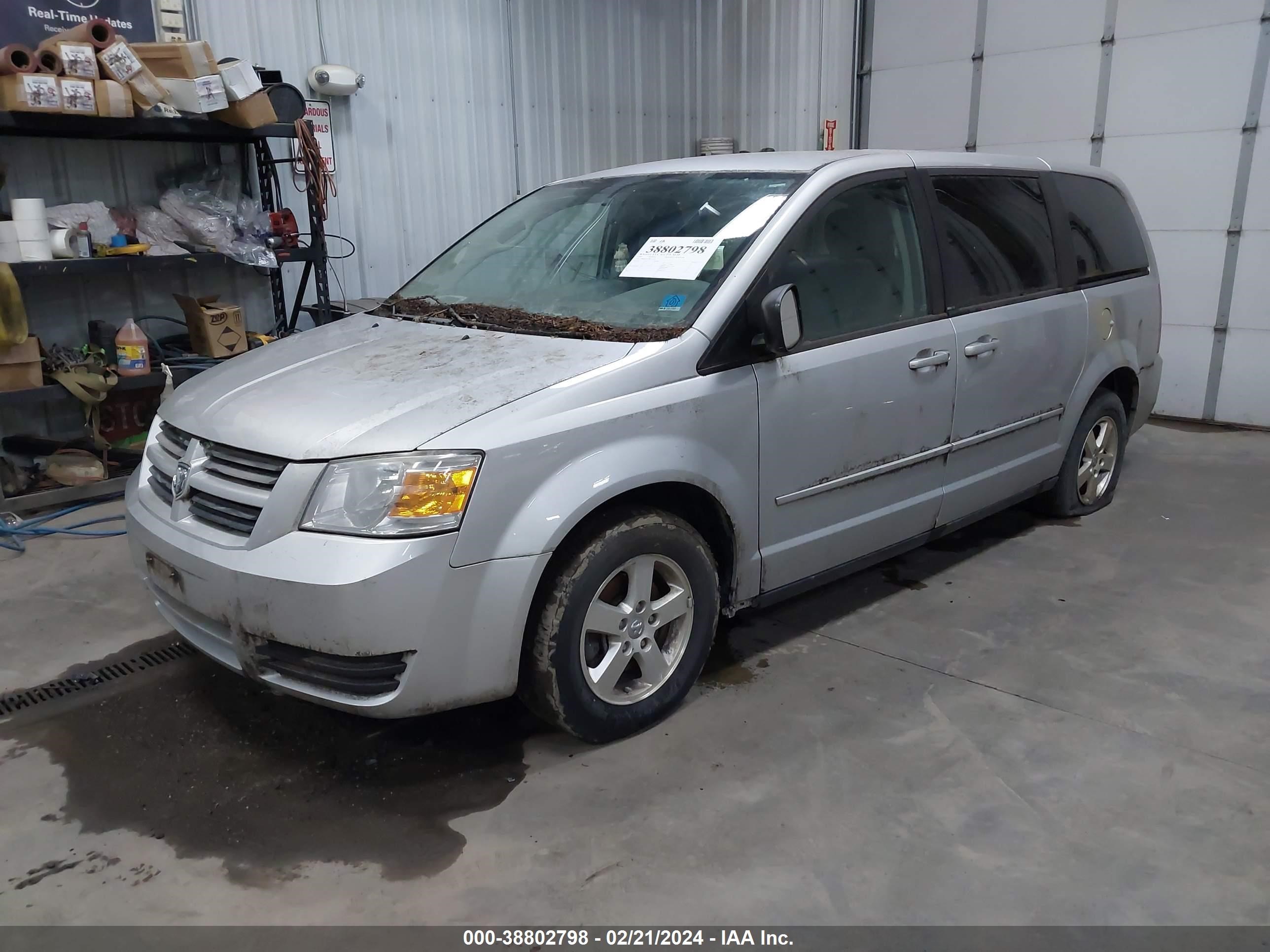 Photo 1 VIN: 2D8HN44E39R632139 - DODGE CARAVAN 