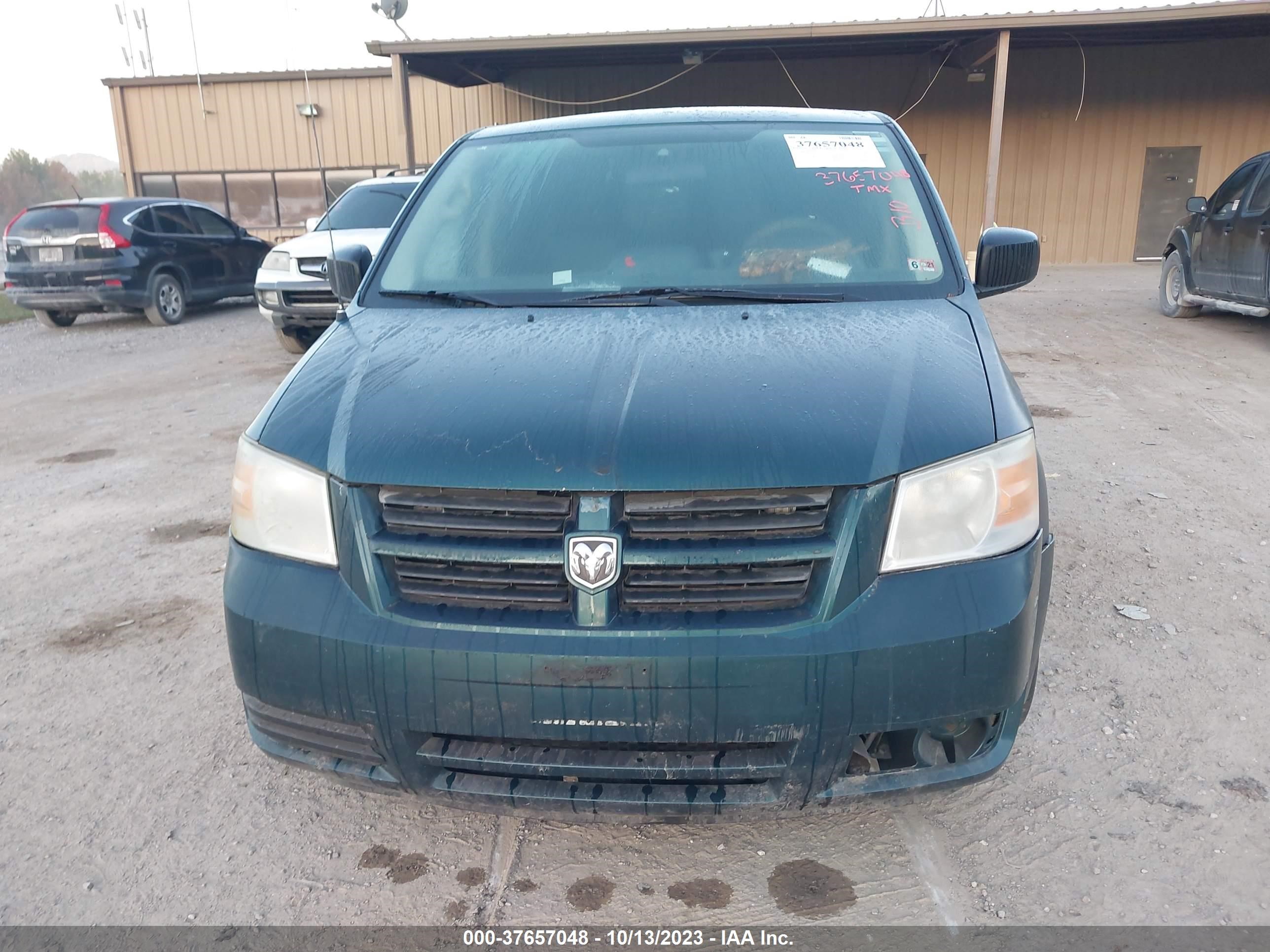 Photo 5 VIN: 2D8HN44E59R565950 - DODGE CARAVAN 