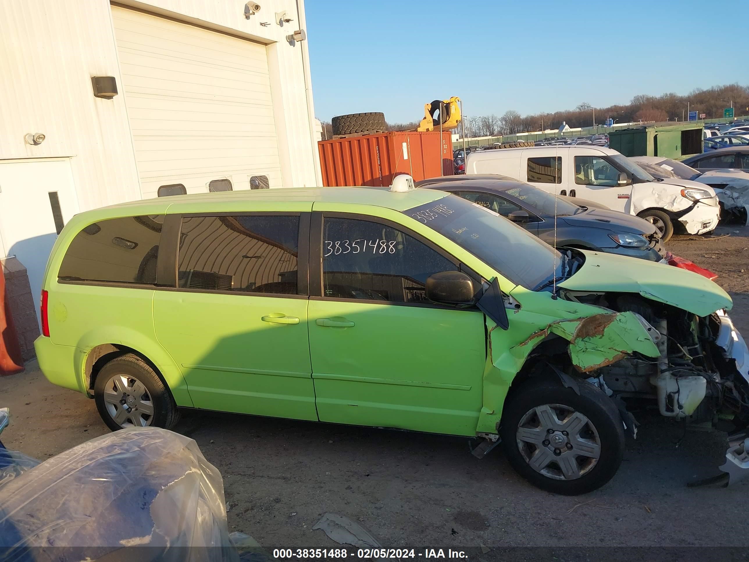 Photo 12 VIN: 2D8HN44E79R615683 - DODGE CARAVAN 