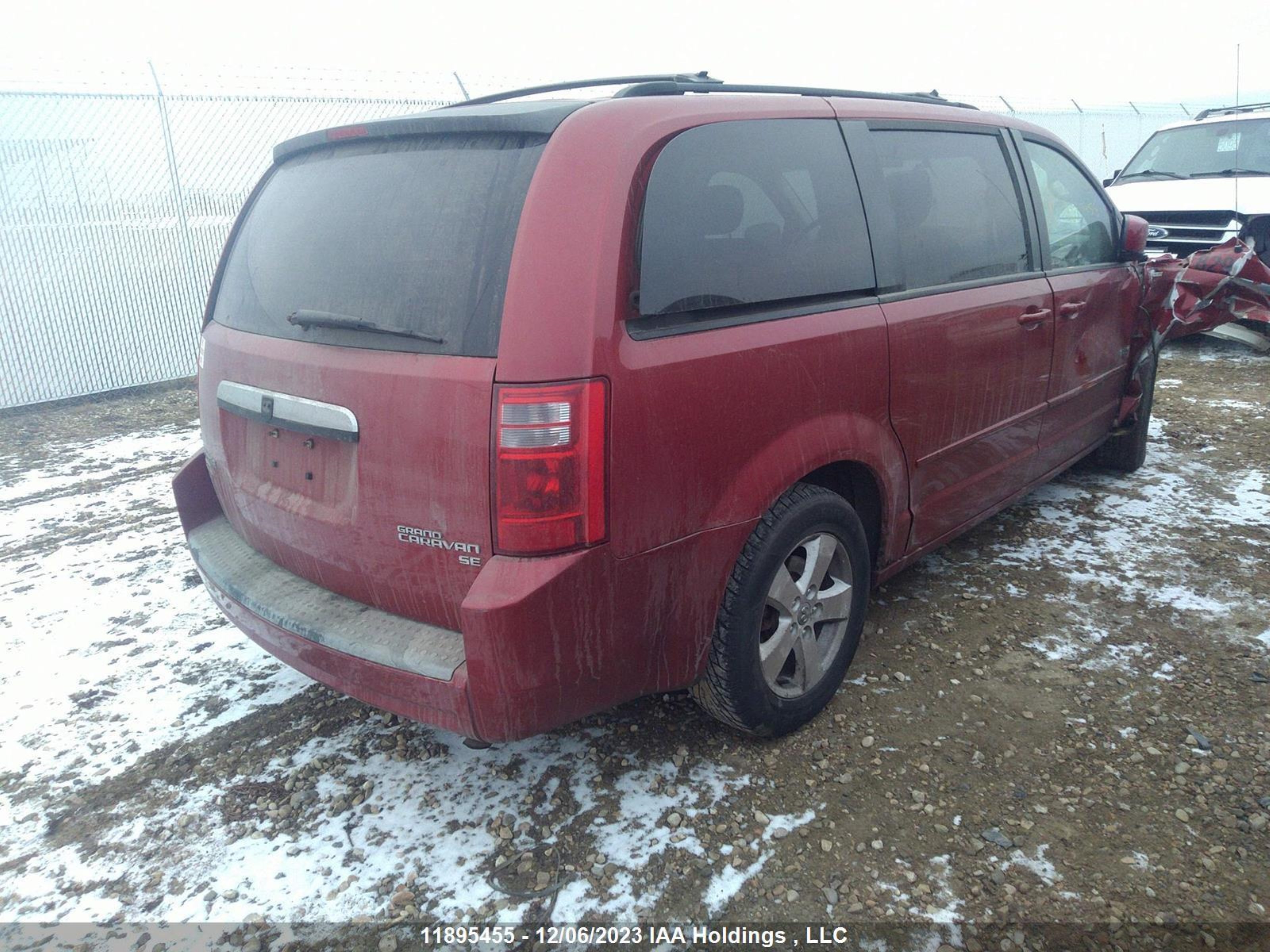 Photo 3 VIN: 2D8HN44E79R700572 - DODGE CARAVAN 