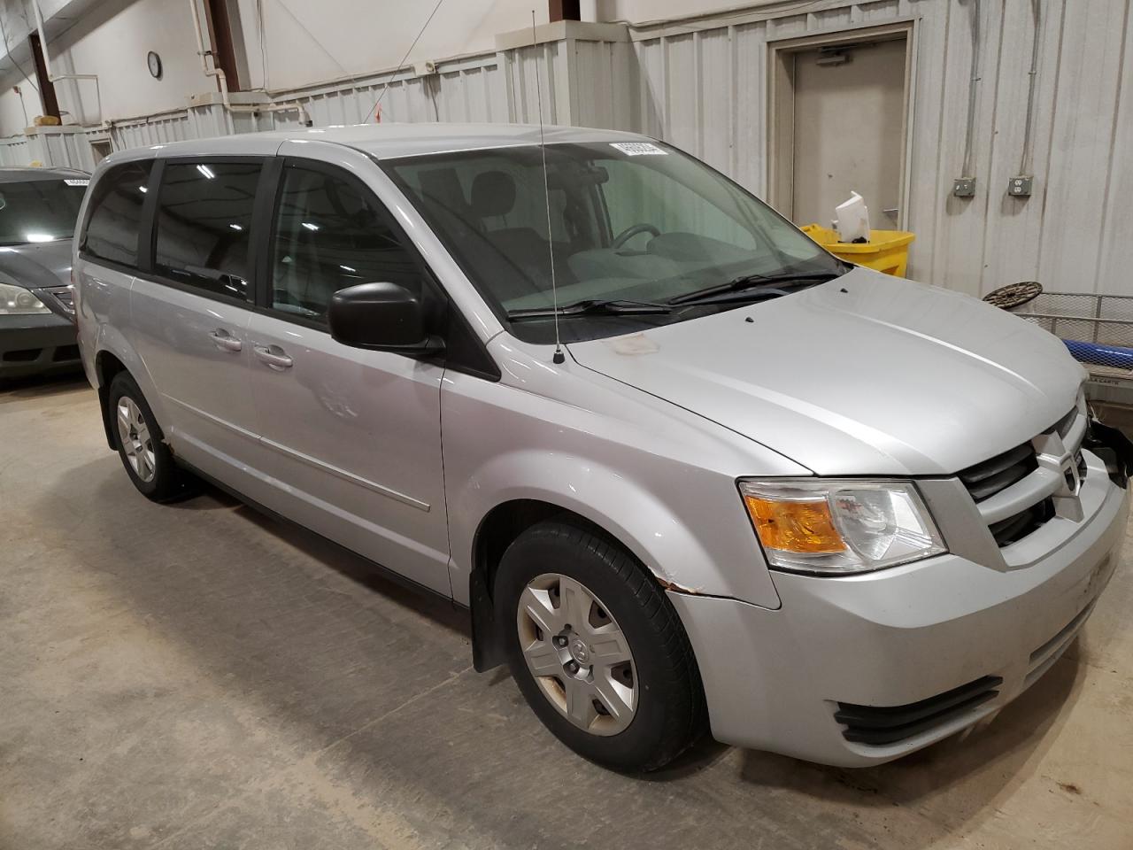 Photo 3 VIN: 2D8HN44E89R581849 - DODGE CARAVAN 