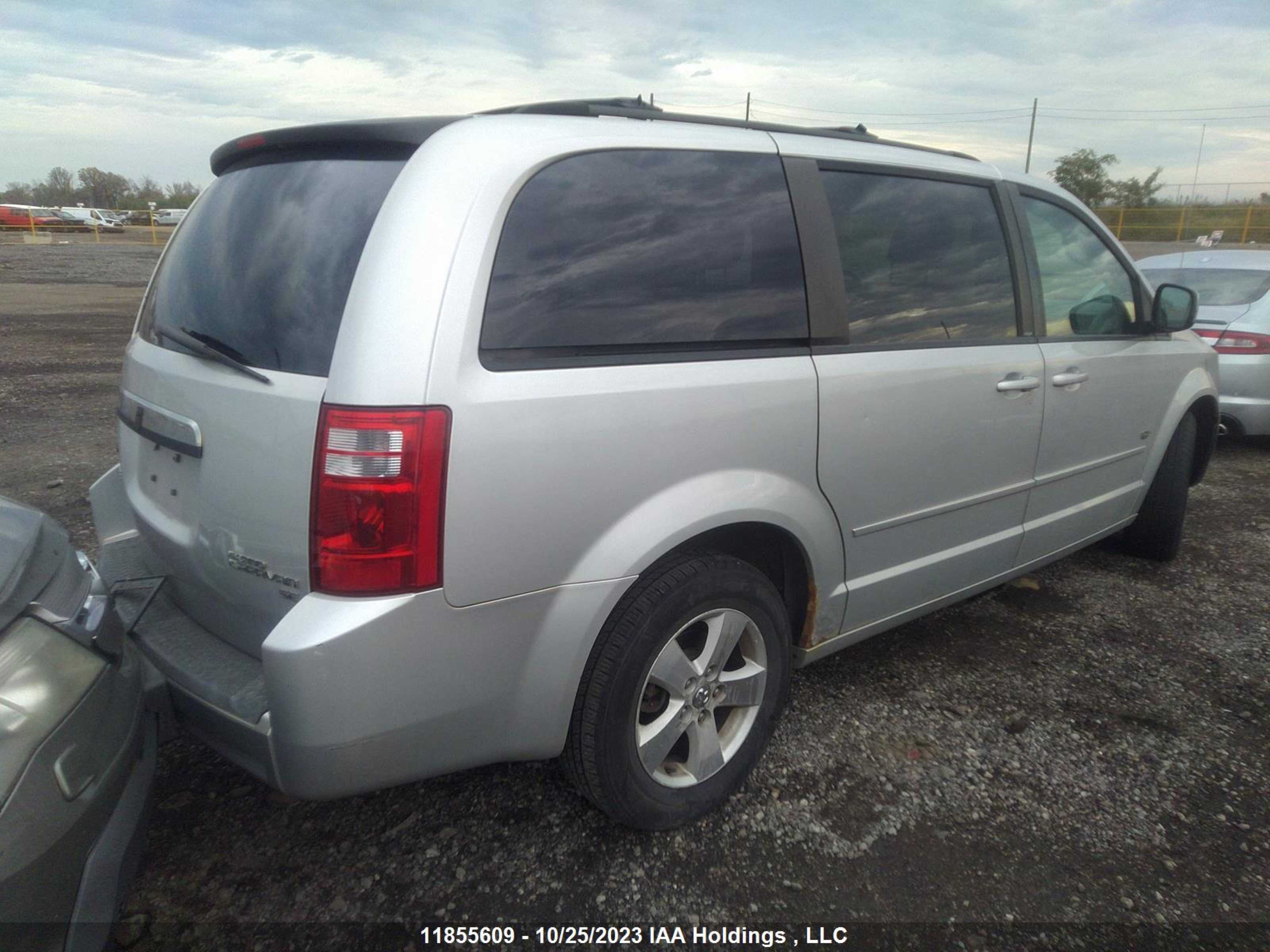 Photo 3 VIN: 2D8HN44E99R655215 - DODGE CARAVAN 