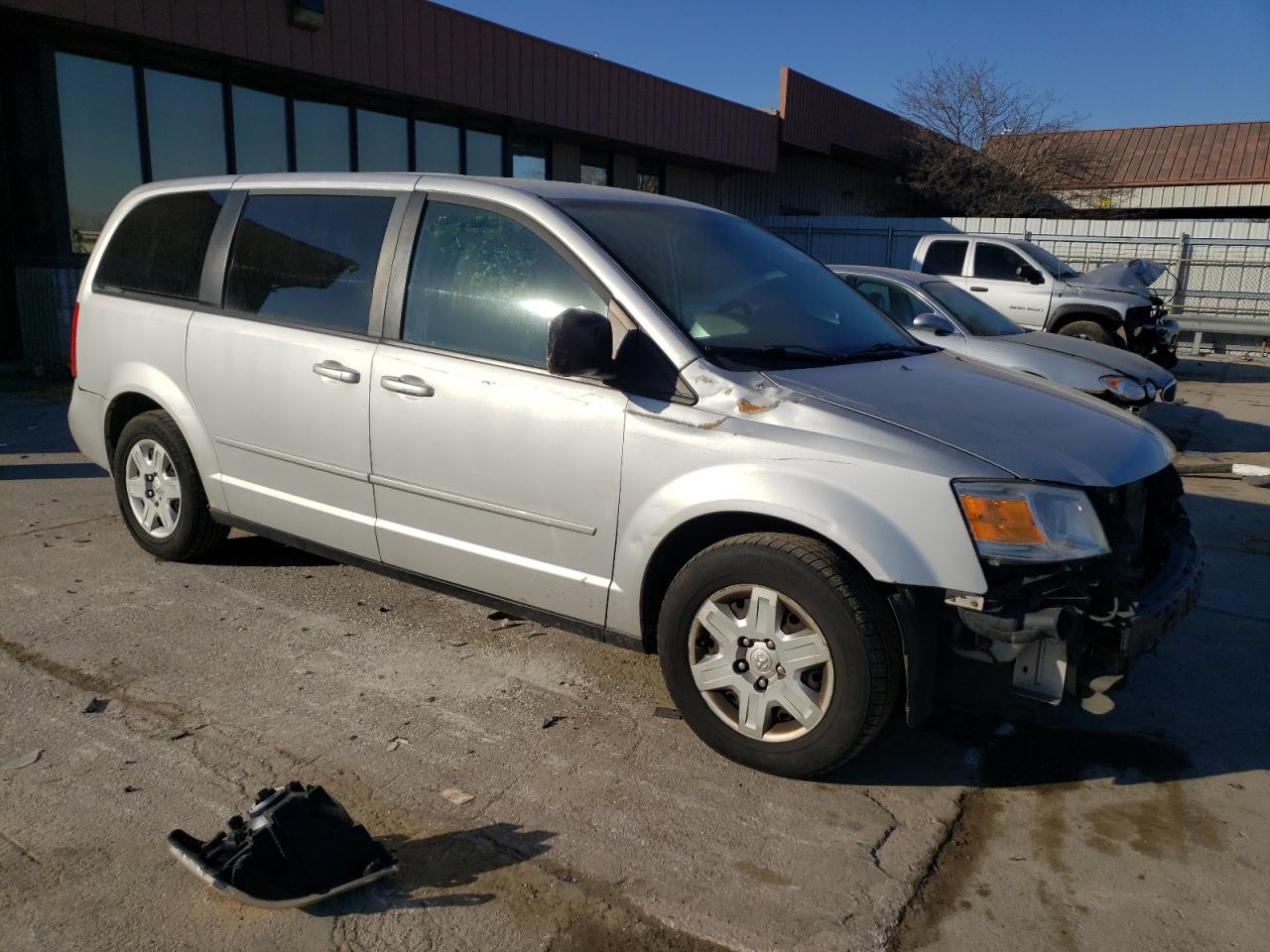 Photo 3 VIN: 2D8HN44E99R659085 - DODGE CARAVAN 