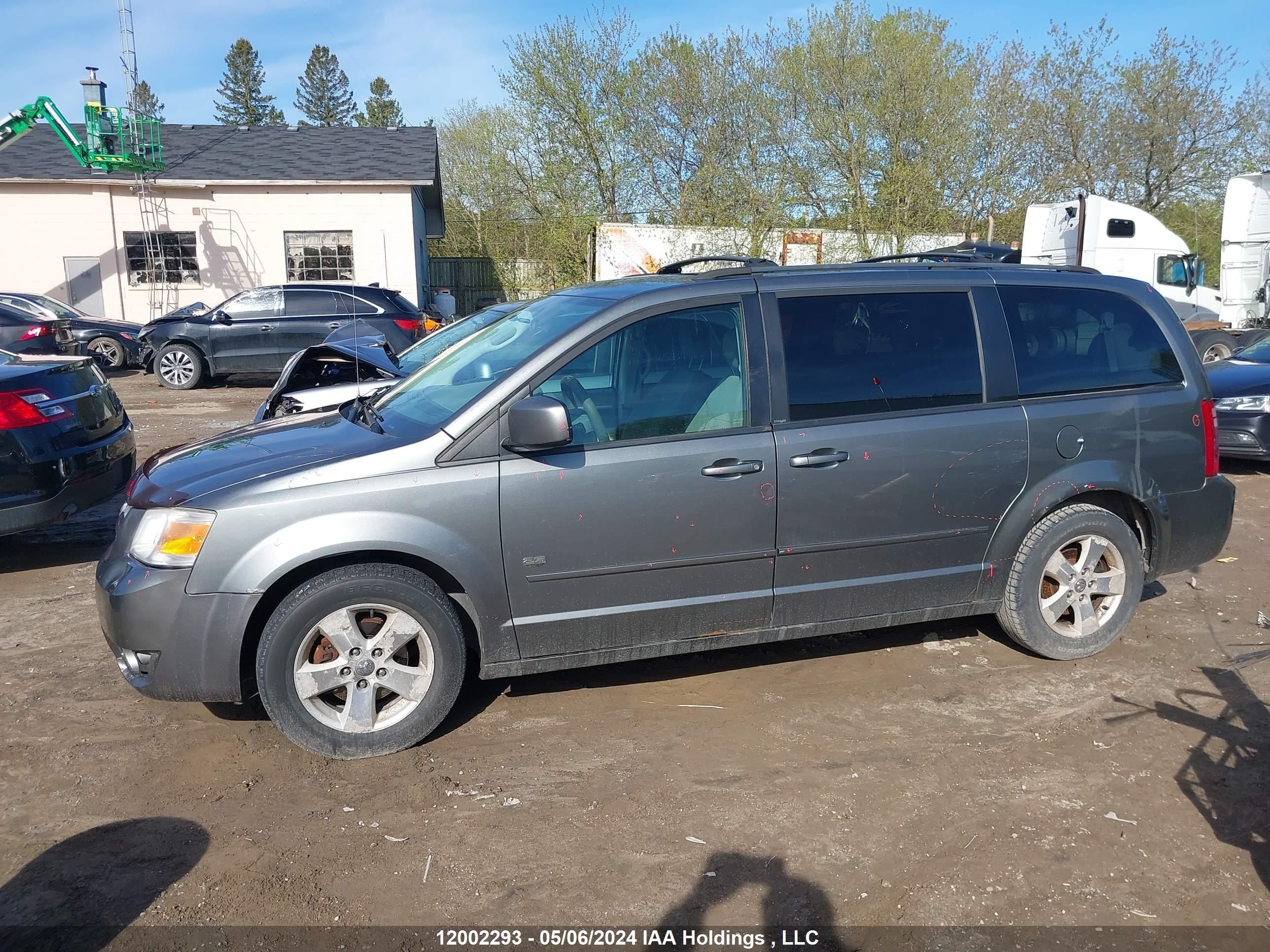 Photo 13 VIN: 2D8HN44E99R699599 - DODGE CARAVAN 