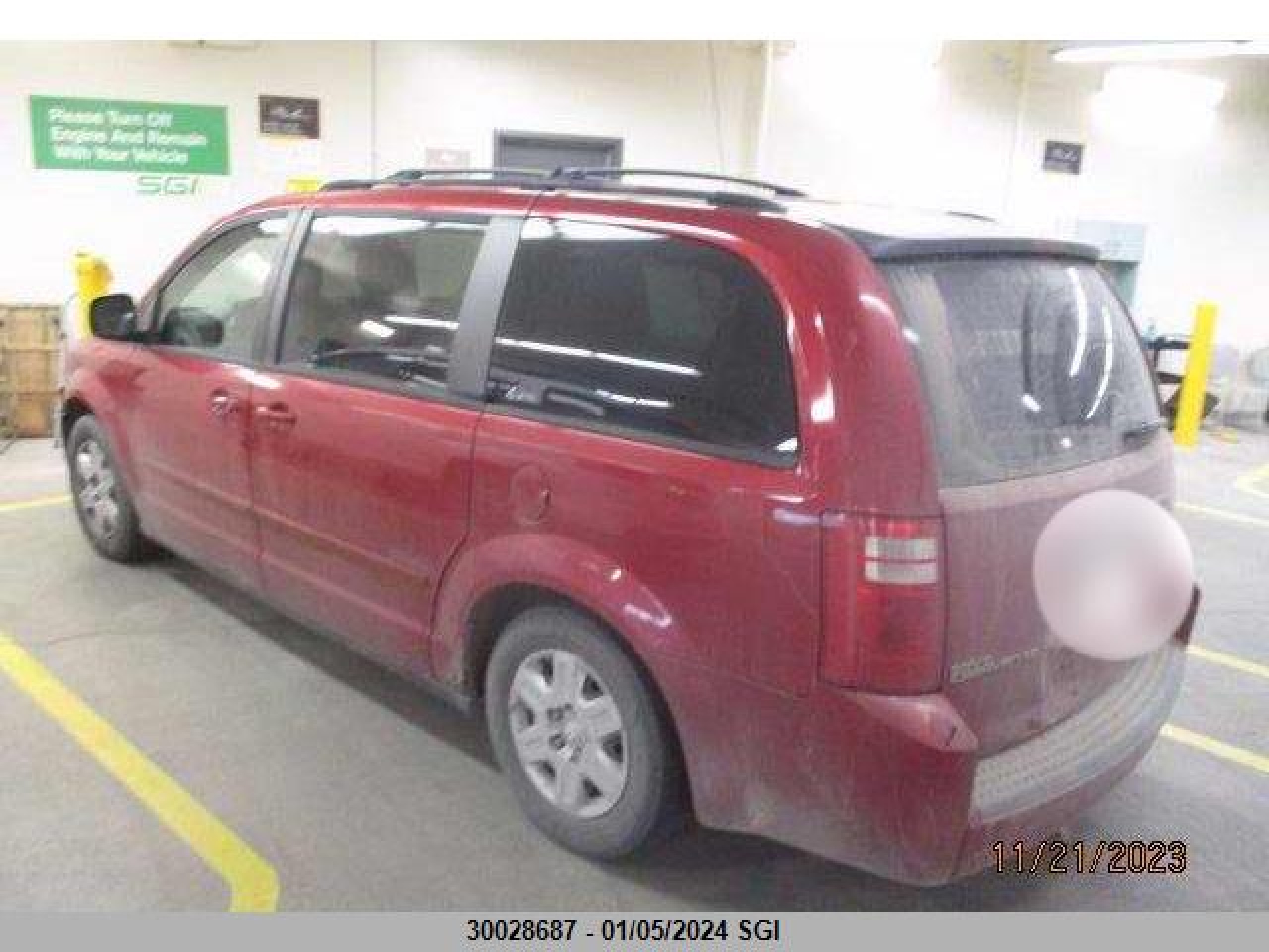 Photo 2 VIN: 2D8HN44H18R677816 - DODGE CARAVAN 