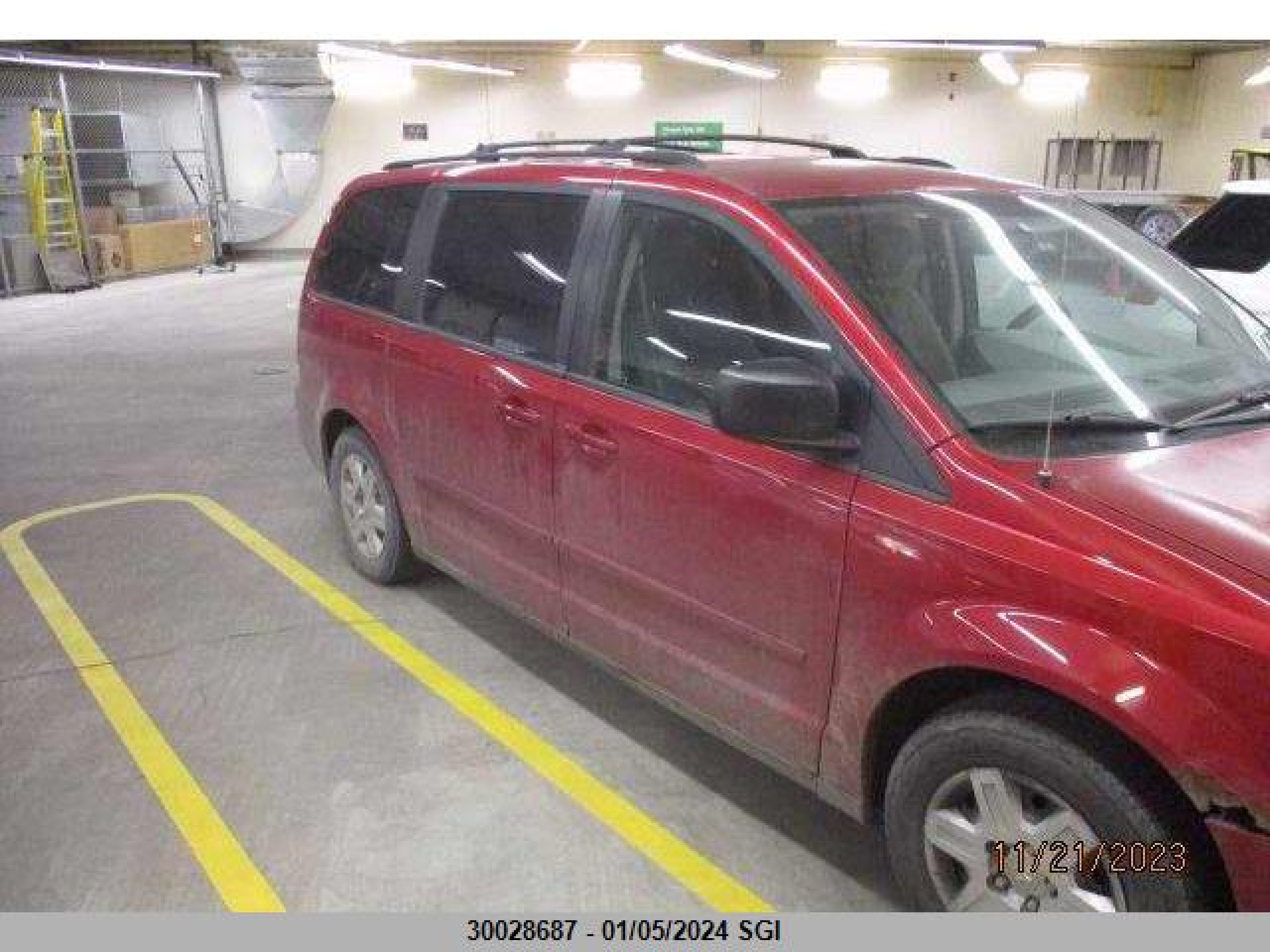 Photo 6 VIN: 2D8HN44H18R677816 - DODGE CARAVAN 