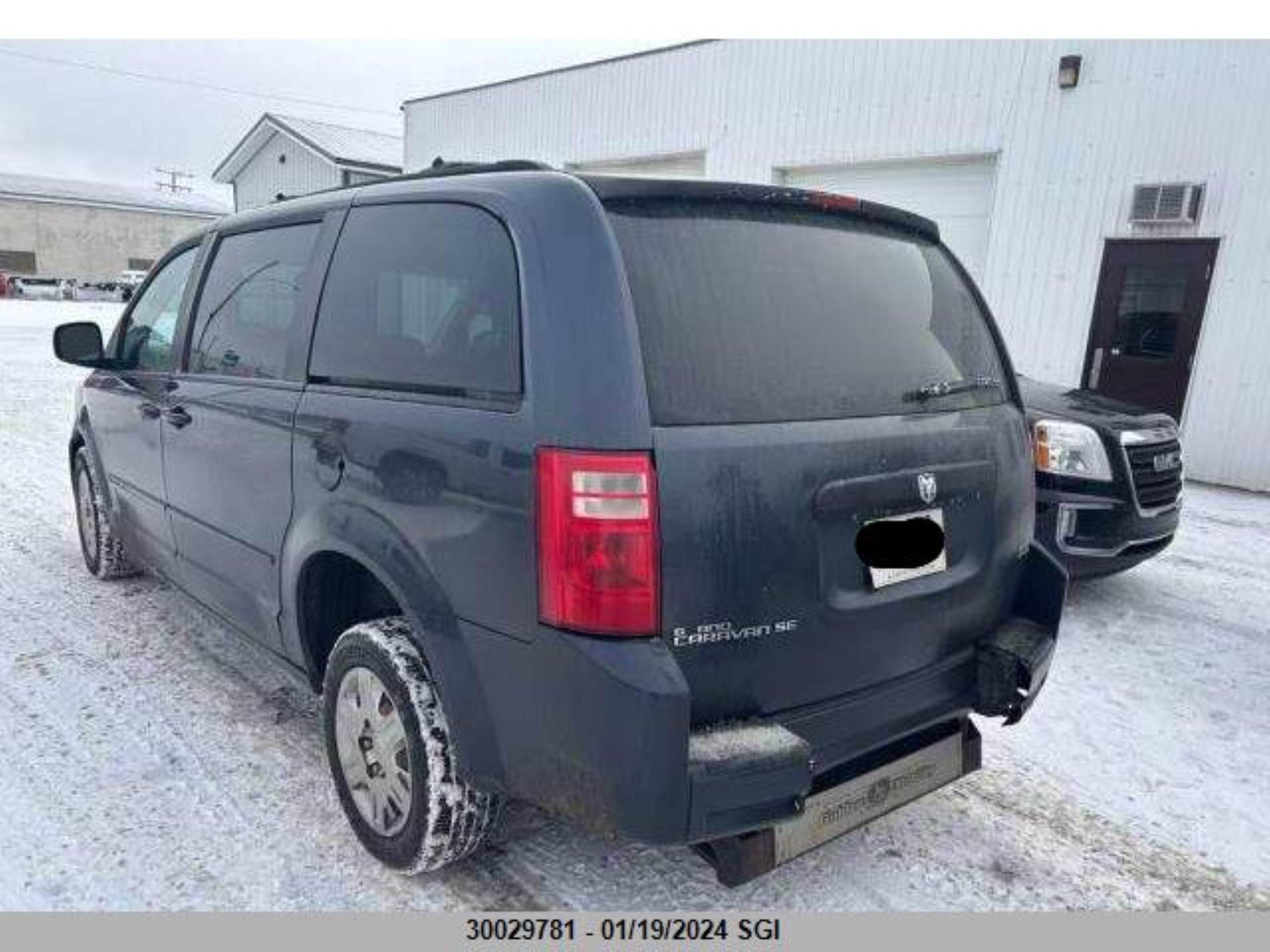 Photo 2 VIN: 2D8HN44H28R812494 - DODGE CARAVAN 