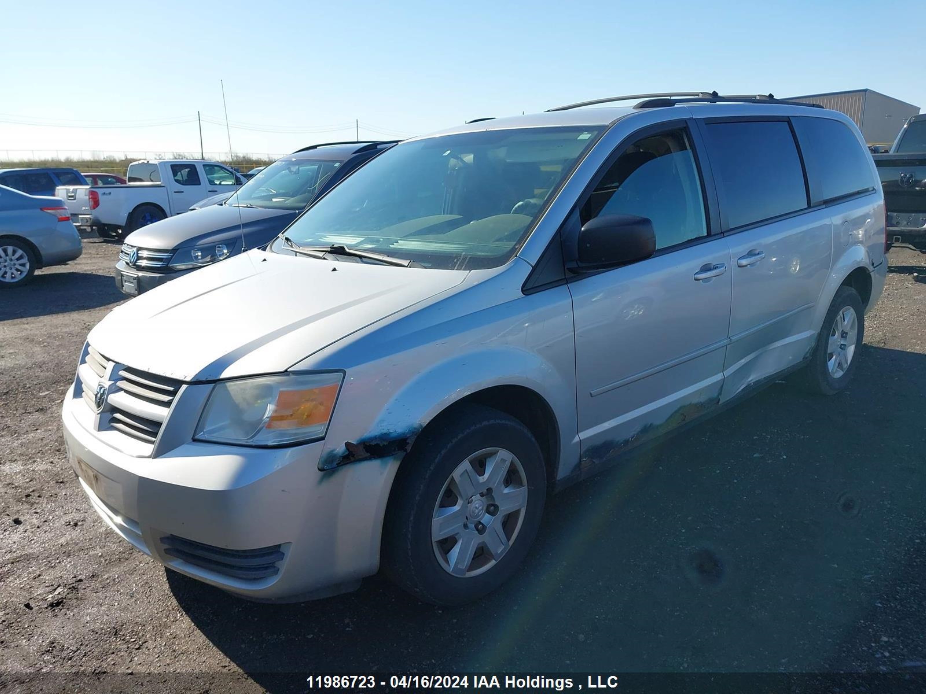 Photo 1 VIN: 2D8HN44H58R805913 - DODGE CARAVAN 