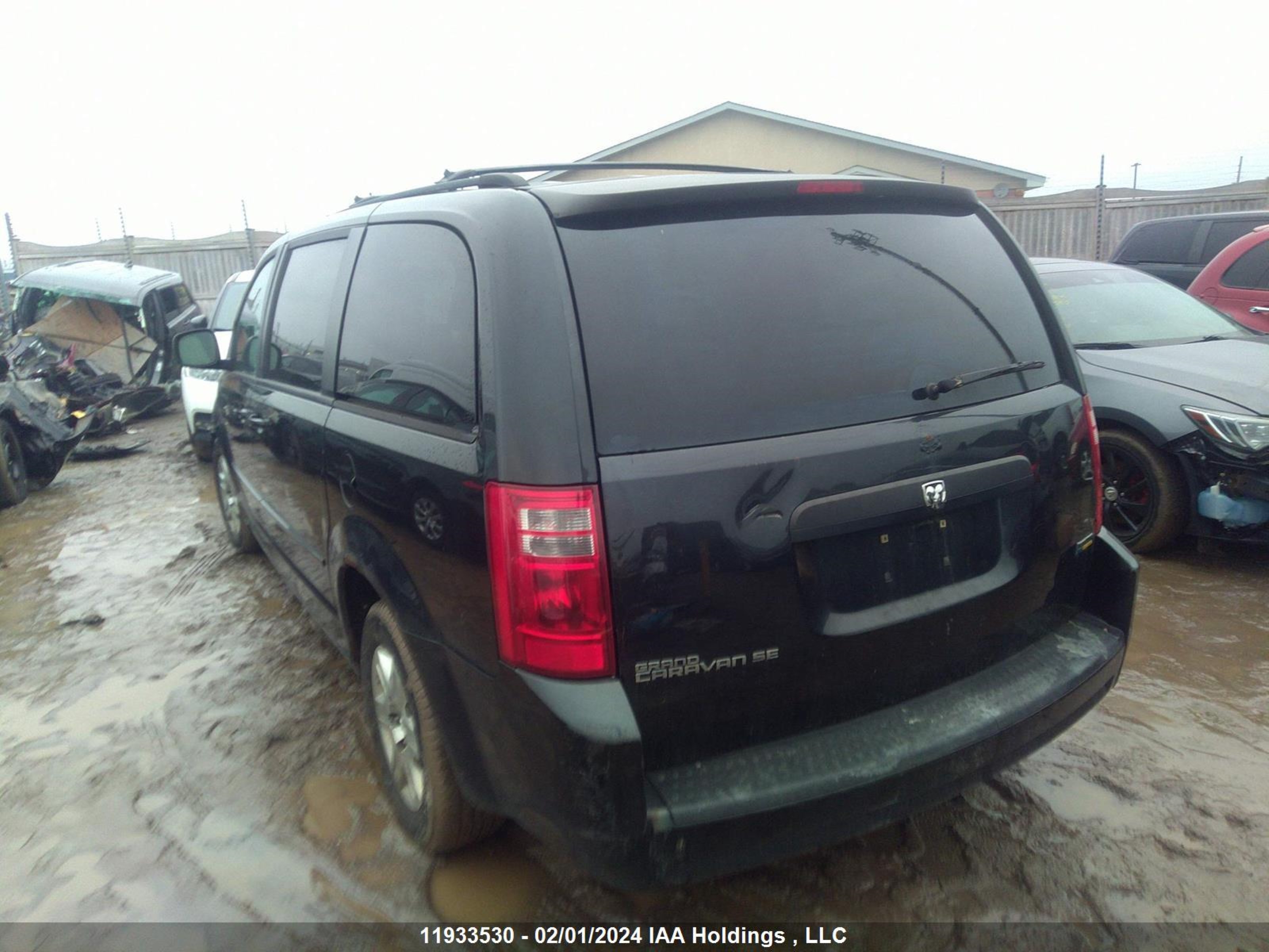 Photo 2 VIN: 2D8HN44H78R742801 - DODGE CARAVAN 