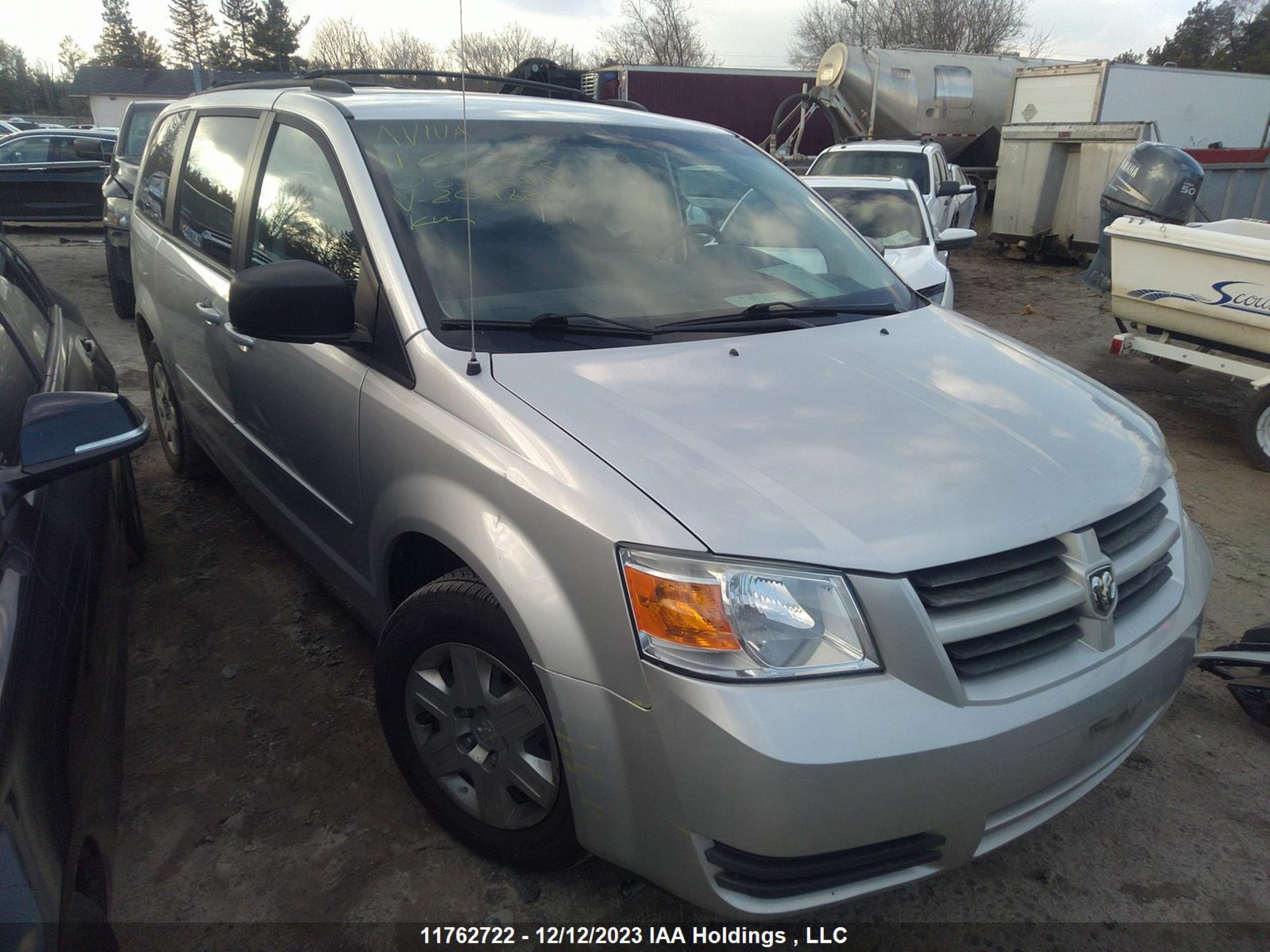 Photo 0 VIN: 2D8HN44H88R809826 - DODGE CARAVAN 