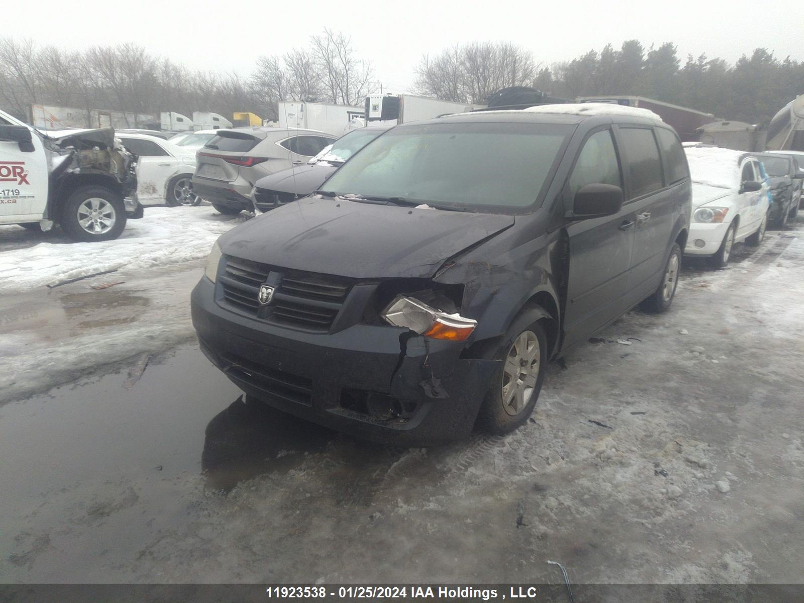 Photo 1 VIN: 2D8HN44H98R783687 - DODGE CARAVAN 