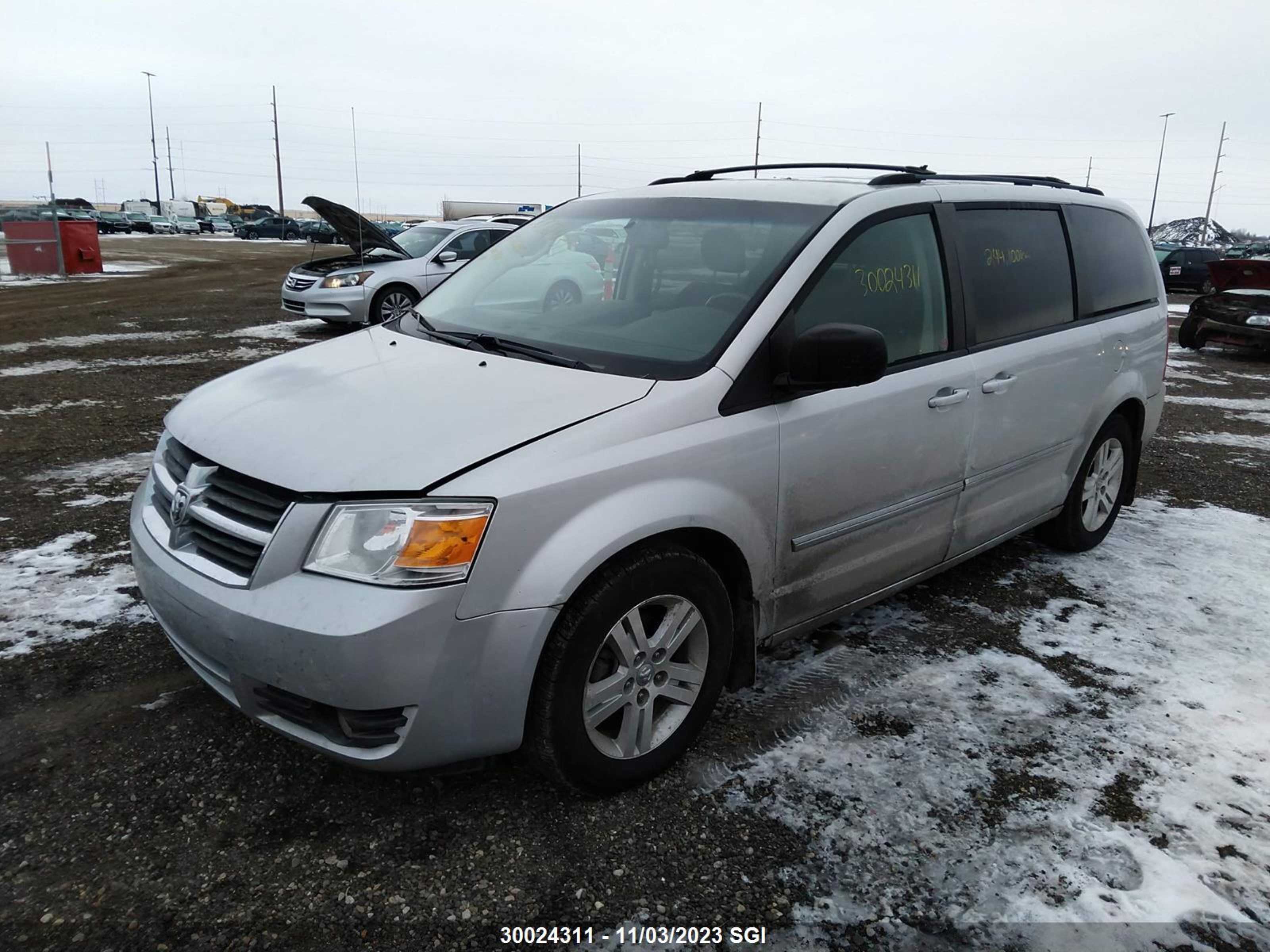 Photo 1 VIN: 2D8HN44HX8R811206 - DODGE CARAVAN 