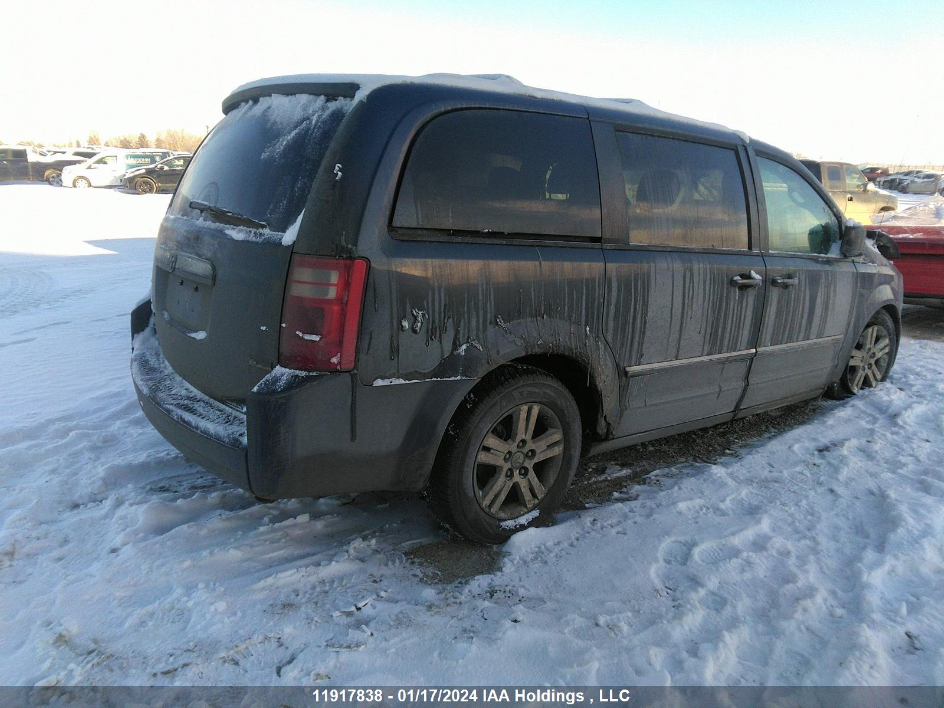 Photo 3 VIN: 2D8HN44P38R717580 - DODGE CARAVAN 