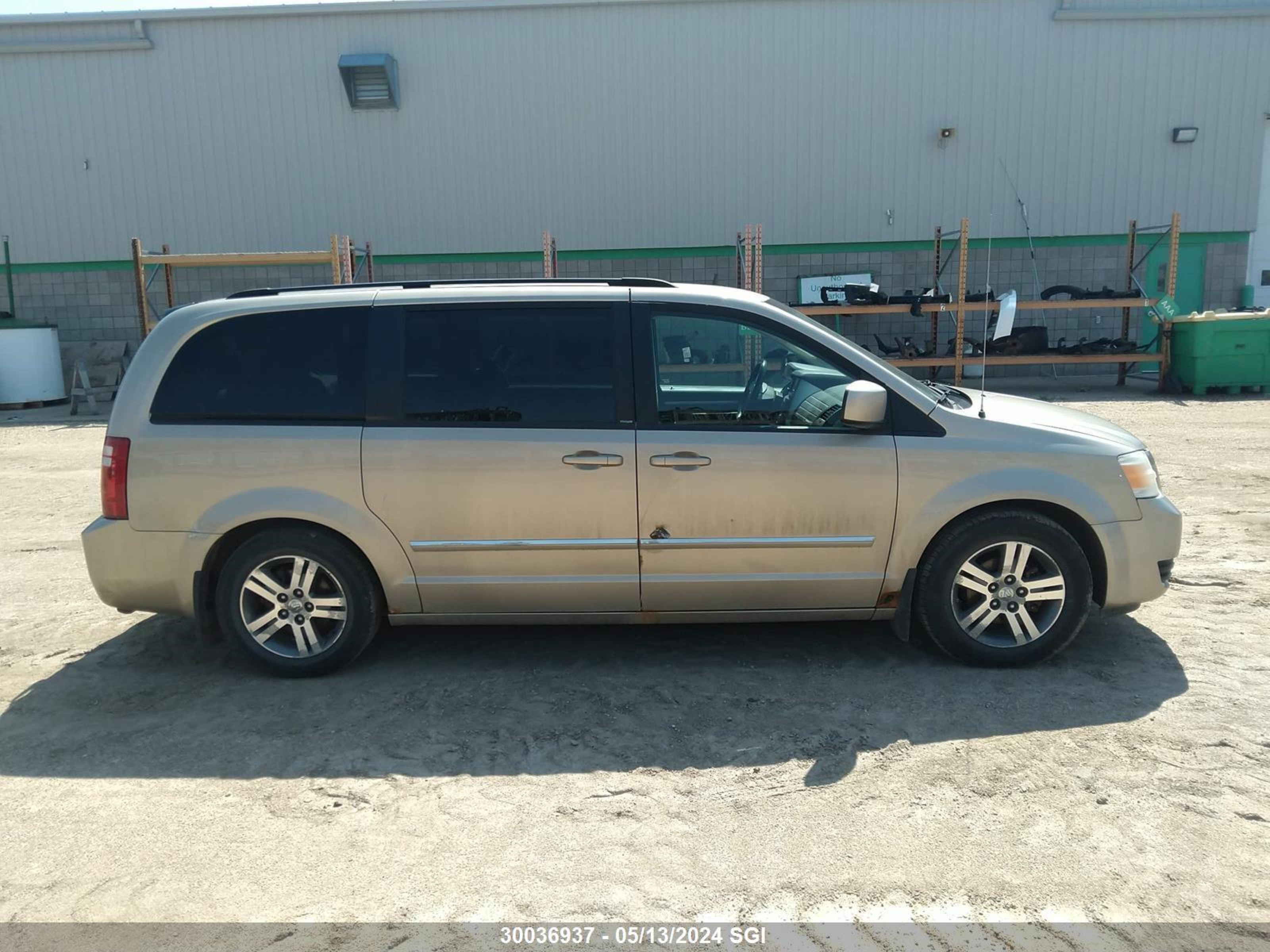 Photo 12 VIN: 2D8HN44X69R692871 - DODGE CARAVAN 