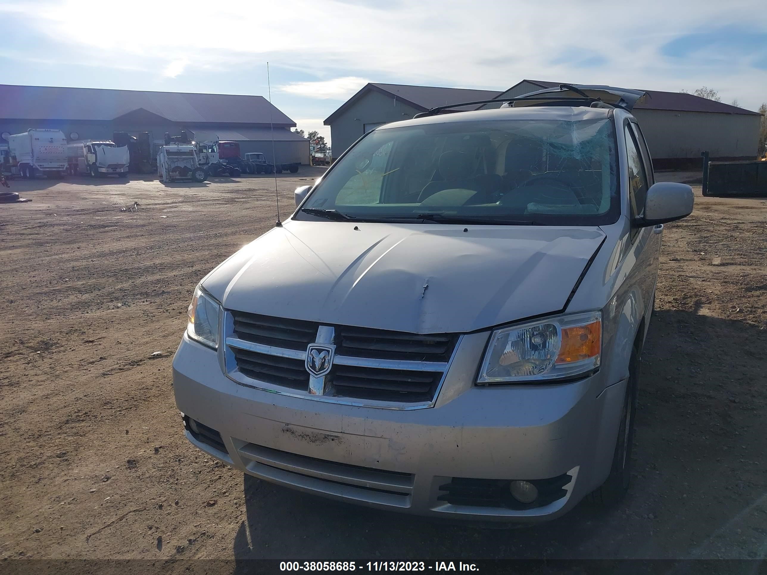 Photo 5 VIN: 2D8HN54179R577083 - DODGE CARAVAN 