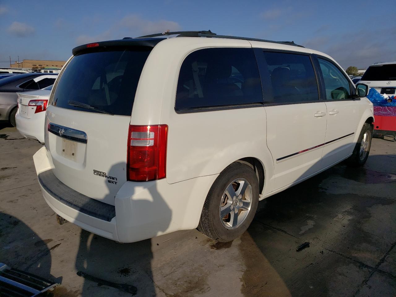 Photo 2 VIN: 2D8HN54199R602484 - DODGE CARAVAN 