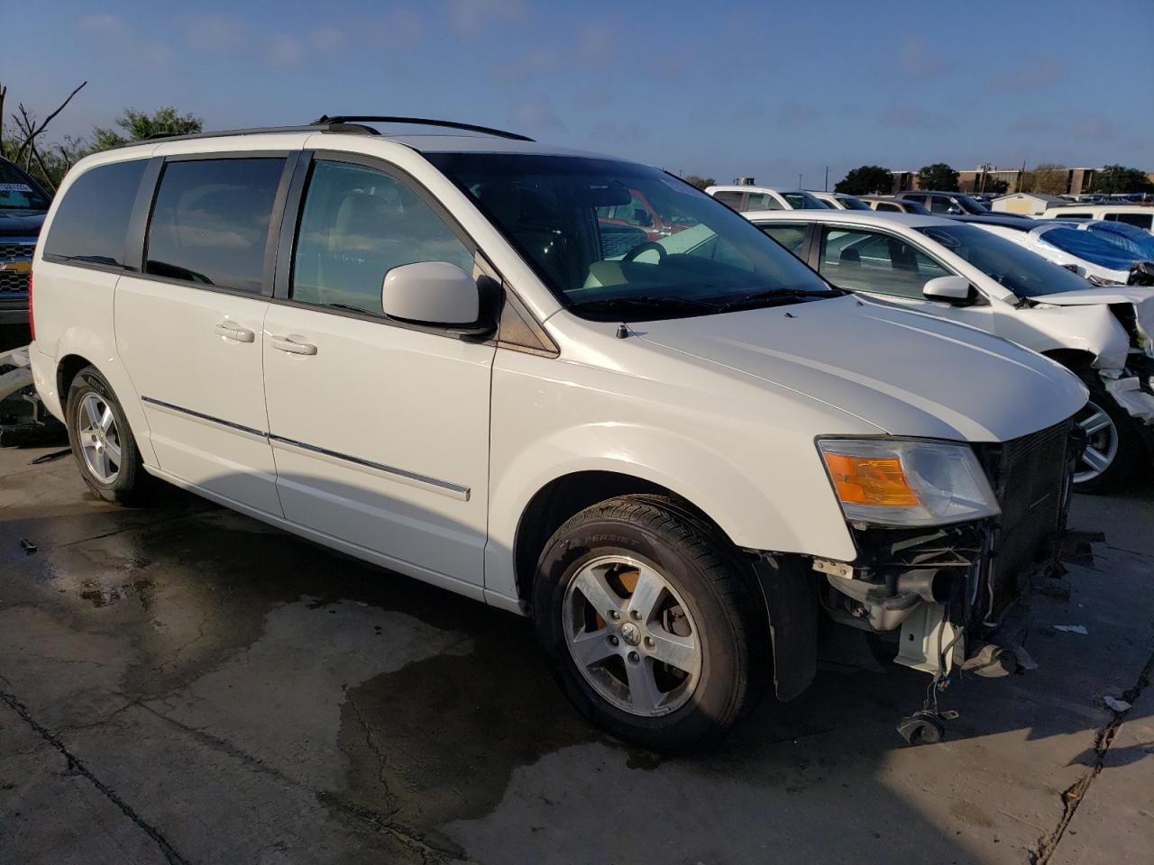 Photo 3 VIN: 2D8HN54199R602484 - DODGE CARAVAN 