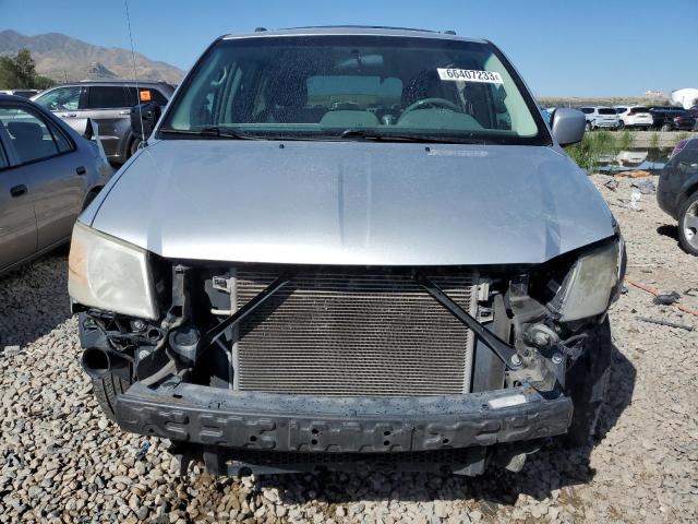 Photo 4 VIN: 2D8HN54P18R117632 - DODGE GRAND CARA 