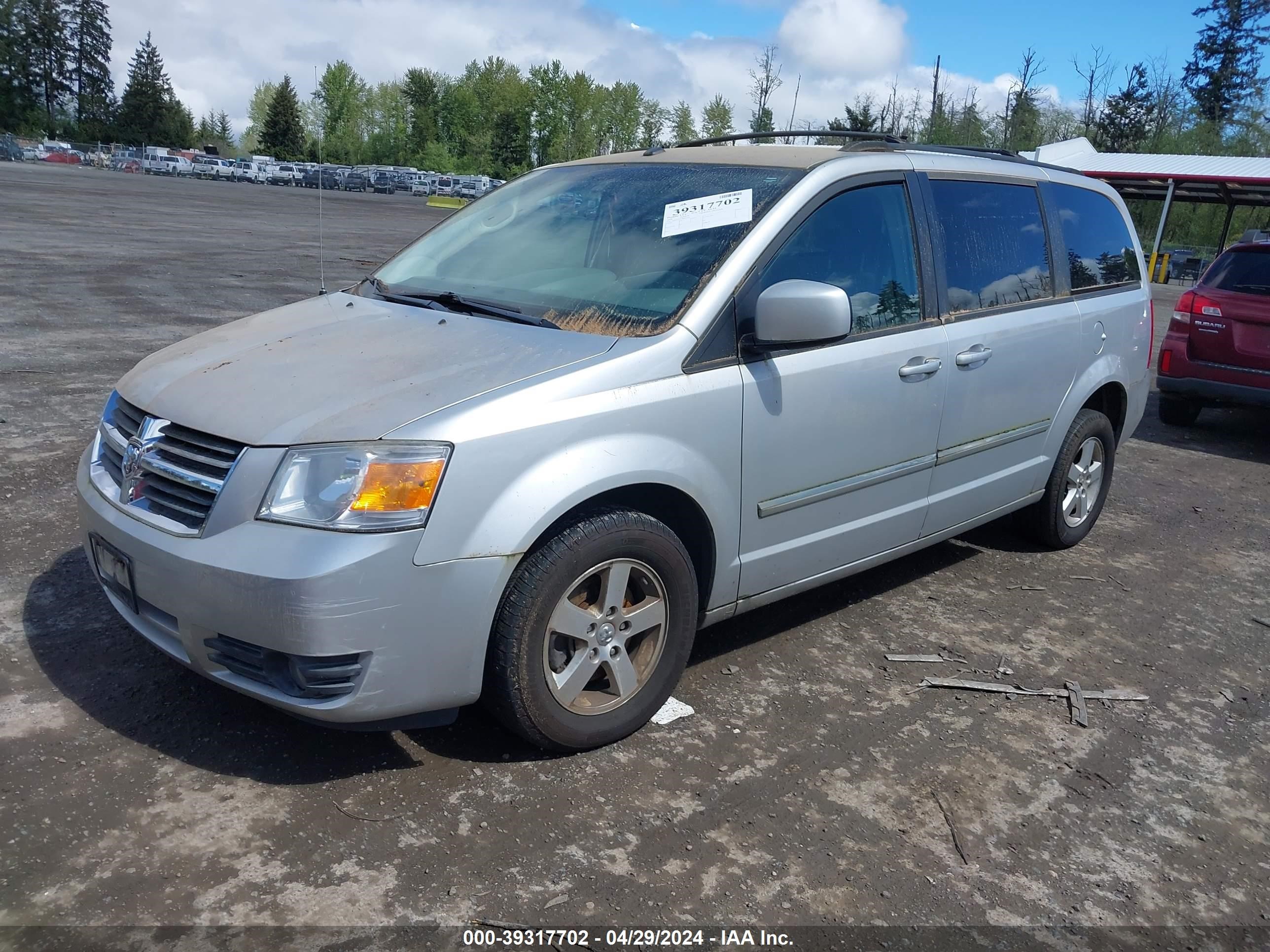 Photo 1 VIN: 2D8HN54P18R819496 - DODGE CARAVAN 