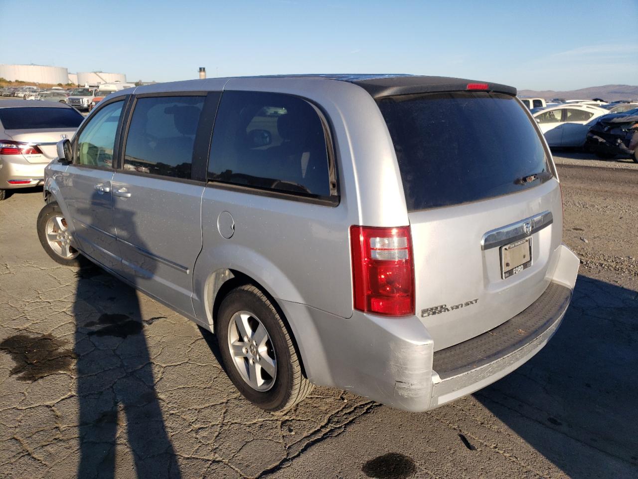 Photo 1 VIN: 2D8HN54P28R697991 - DODGE CARAVAN 