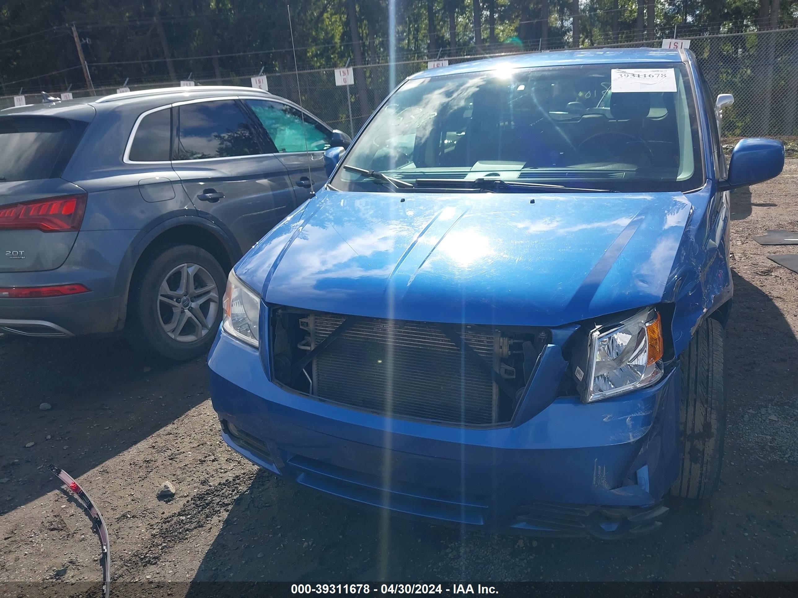 Photo 10 VIN: 2D8HN54P48R825034 - DODGE CARAVAN 