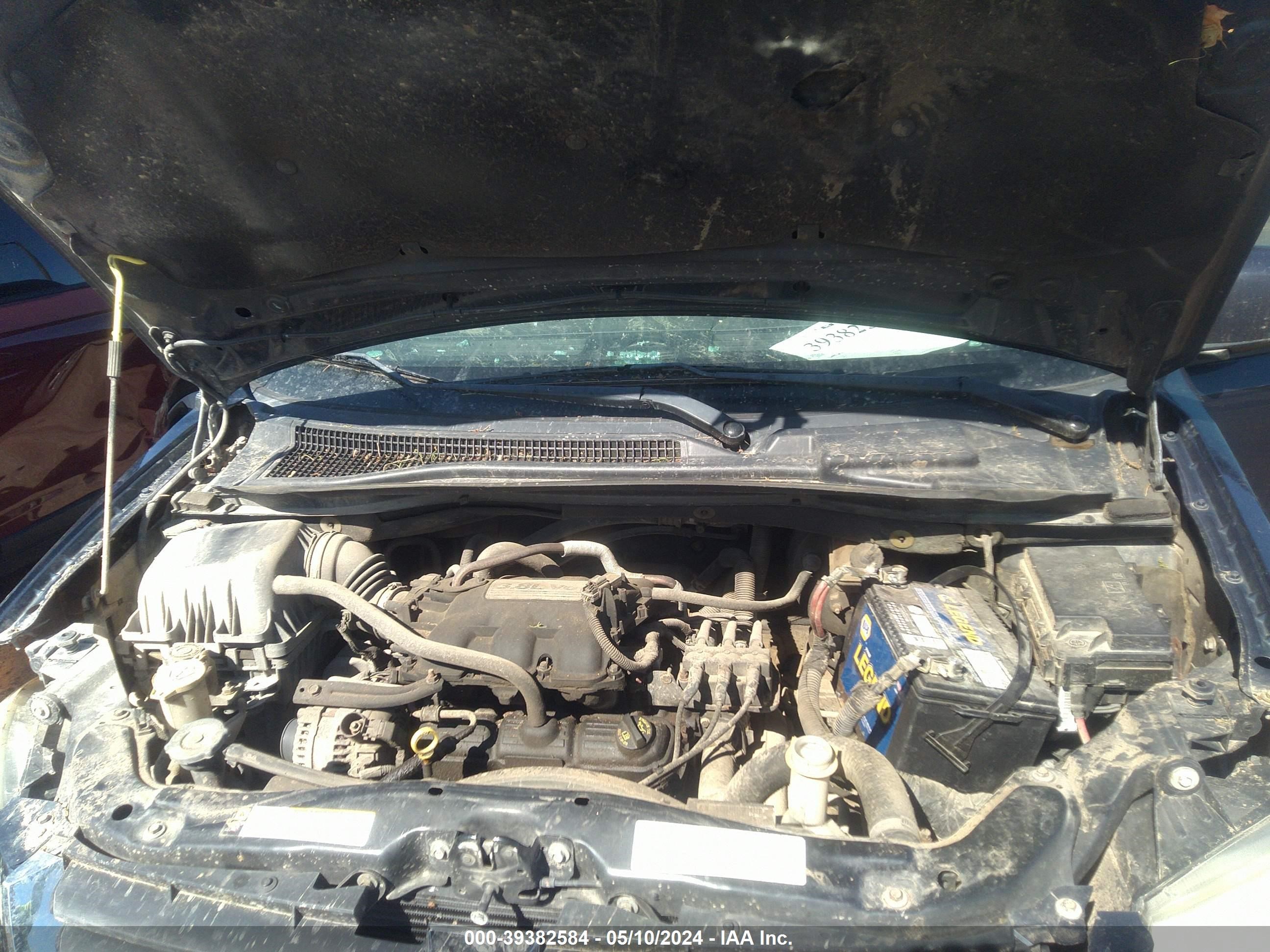 Photo 9 VIN: 2D8HN54P68R752880 - DODGE CARAVAN 