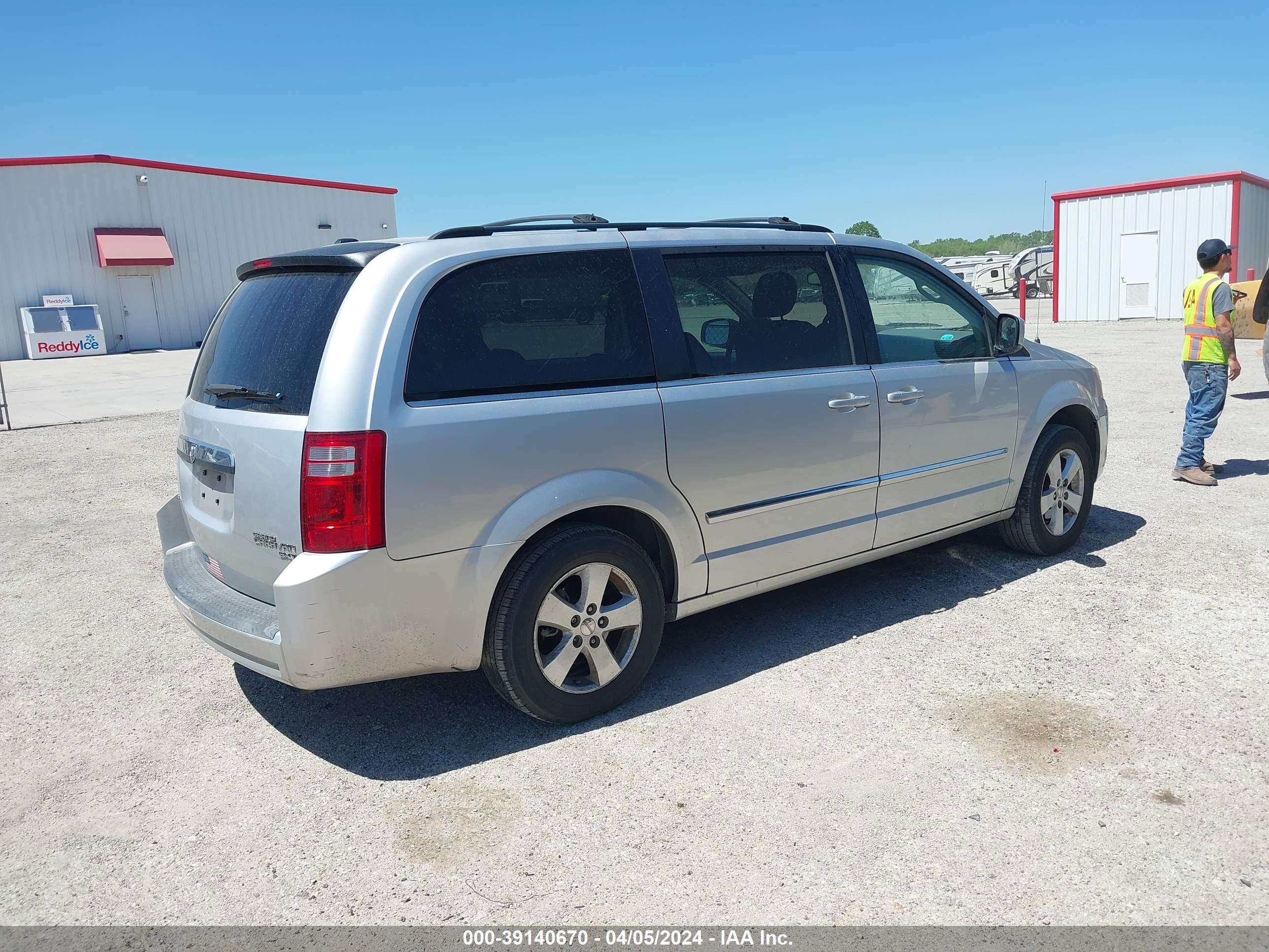 Photo 3 VIN: 2D8HN54X19R639503 - DODGE CARAVAN 