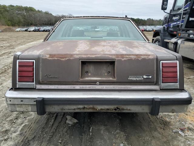 Photo 5 VIN: 2FABP43F2GX215358 - FORD LTD 