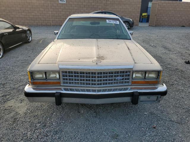 Photo 4 VIN: 2FABP43F4GX118923 - FORD CROWN VICT 