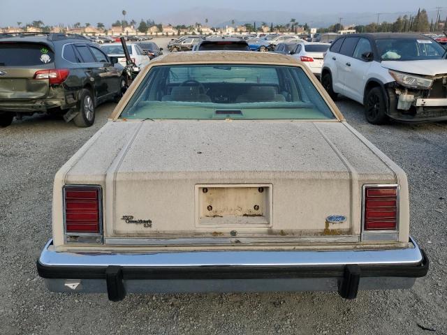 Photo 5 VIN: 2FABP43F4GX118923 - FORD CROWN VICT 