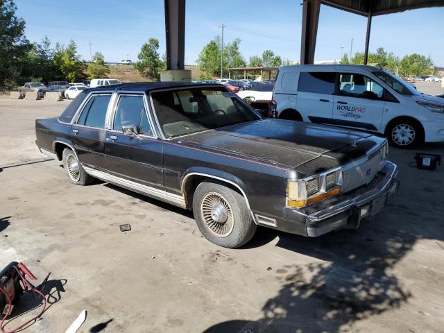 Photo 3 VIN: 2FABP74F3KX122504 - FORD CROWN VIC 