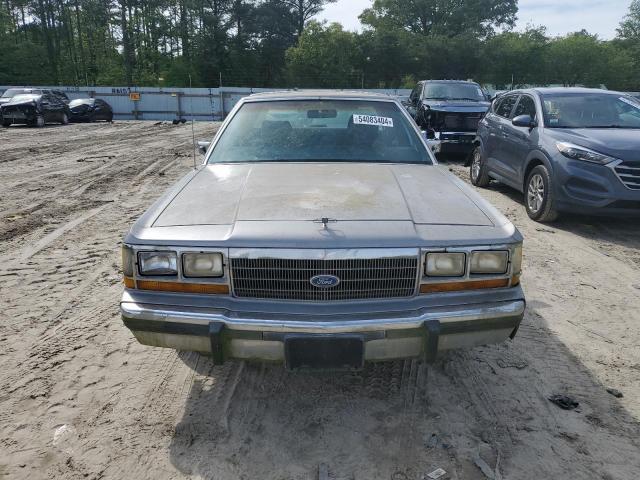 Photo 4 VIN: 2FABP74F6JX214608 - FORD CROWN VIC 