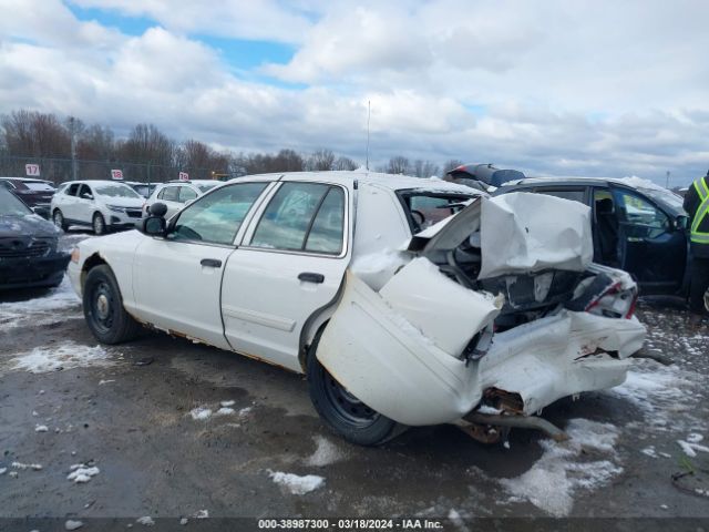 Photo 2 VIN: 2FABP7BV0AX111307 - FORD CROWN VICTORIA 