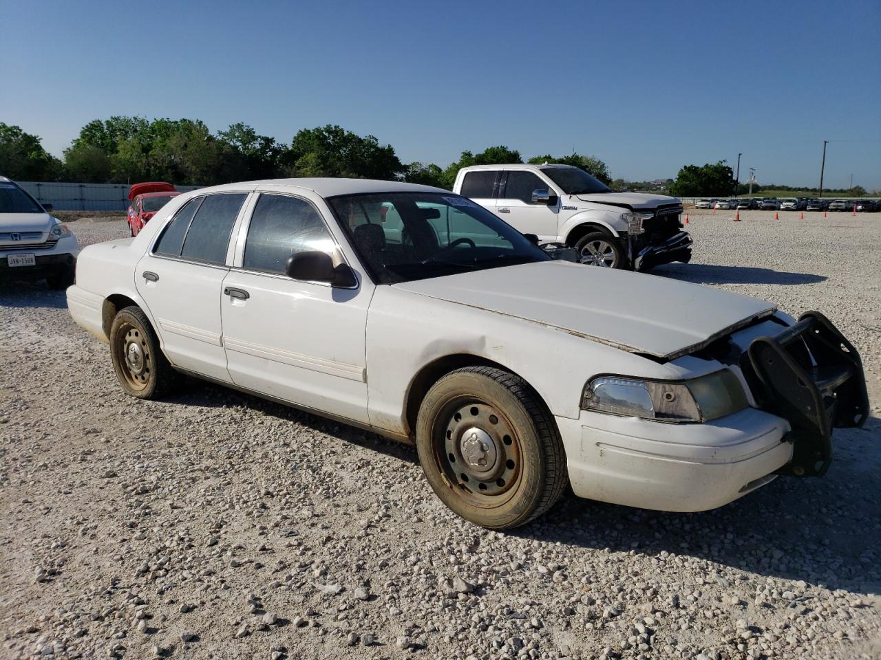 Photo 3 VIN: 2FABP7BV0AX131010 - FORD CROWN VICTORIA 