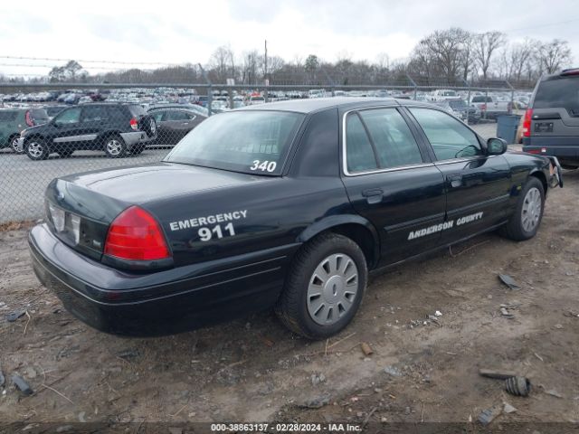 Photo 3 VIN: 2FABP7BV0BX157818 - FORD CROWN VICTORIA 